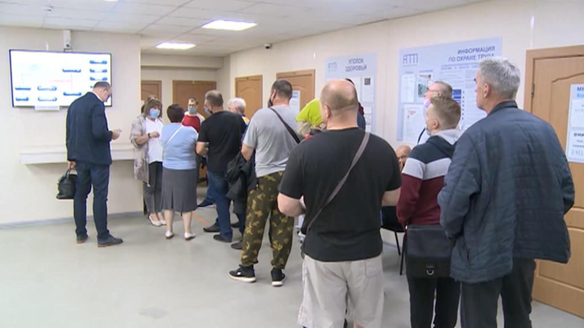 Вакцинация трудовых мигрантов от COVID-19 стартовала в Подмосковье