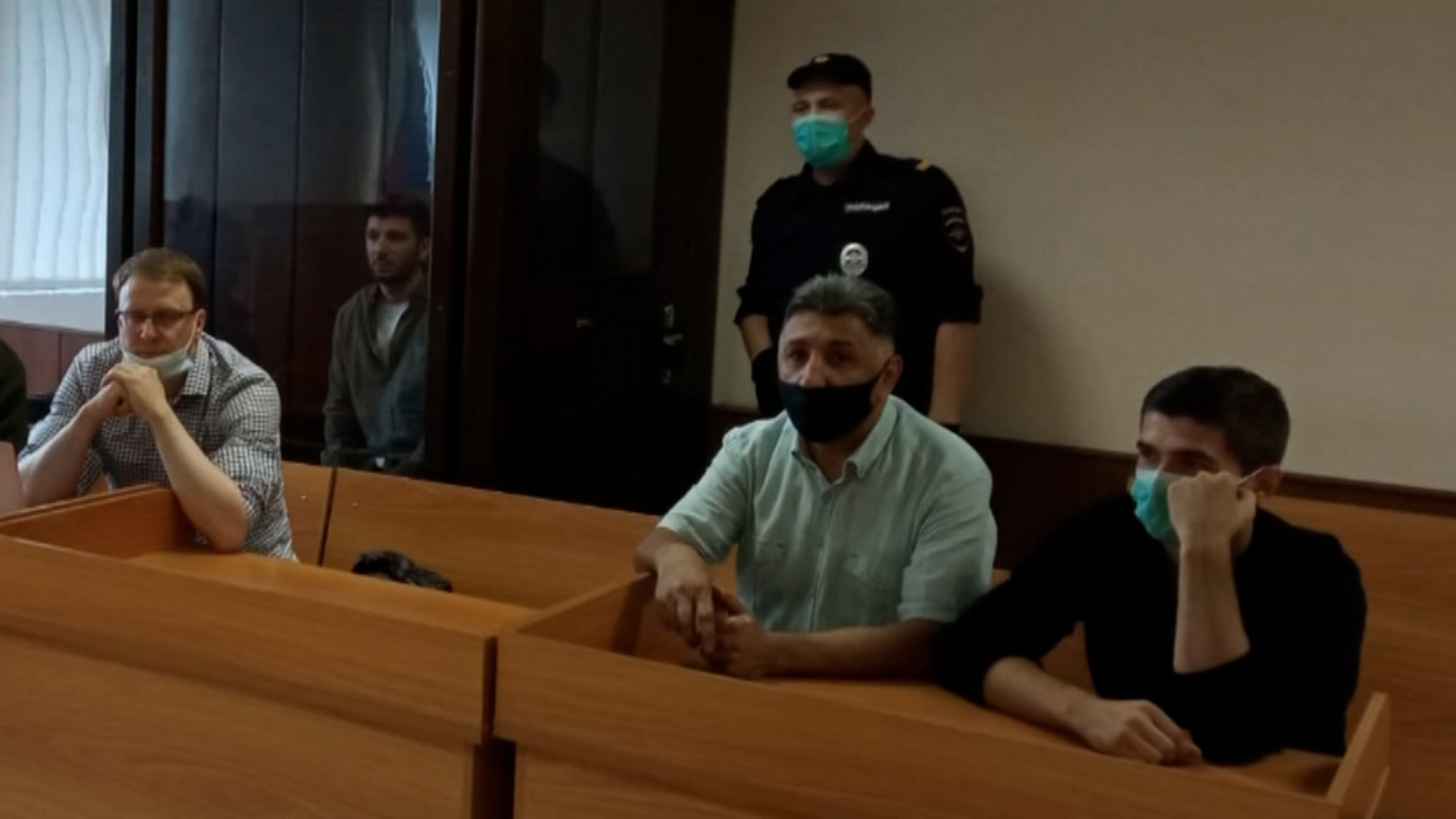 Многомиллионная афера в автосалонах: беглым дилерам придется заплатить