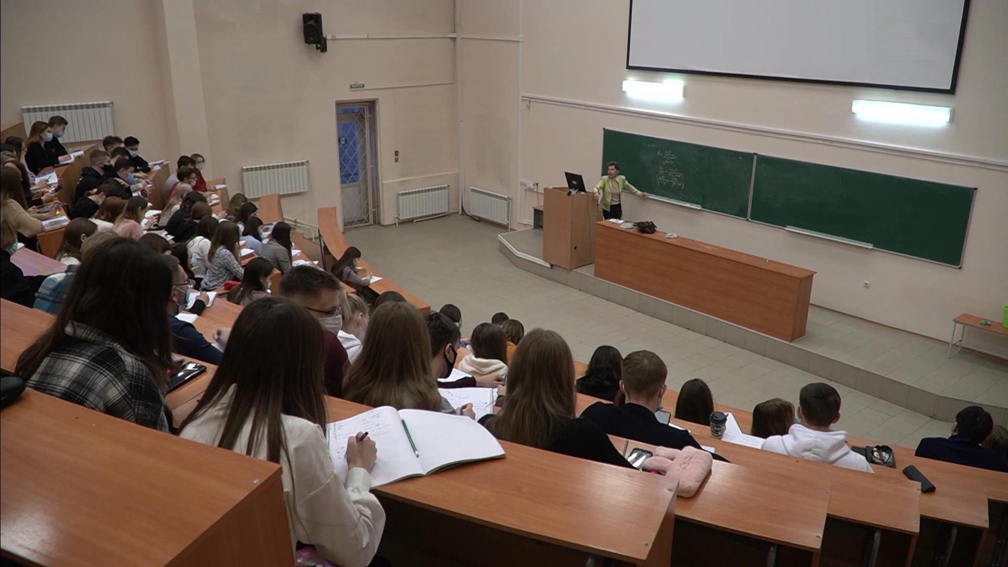 Вакцинация для студентов останется добровольной