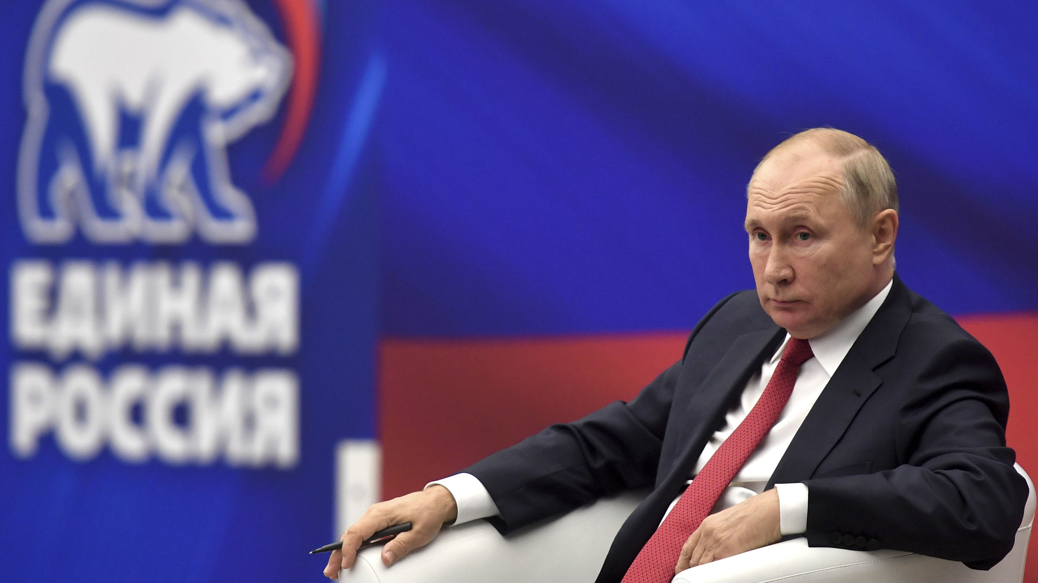 Путин призвал подготовить и оформить предложения по развитию Сибири
