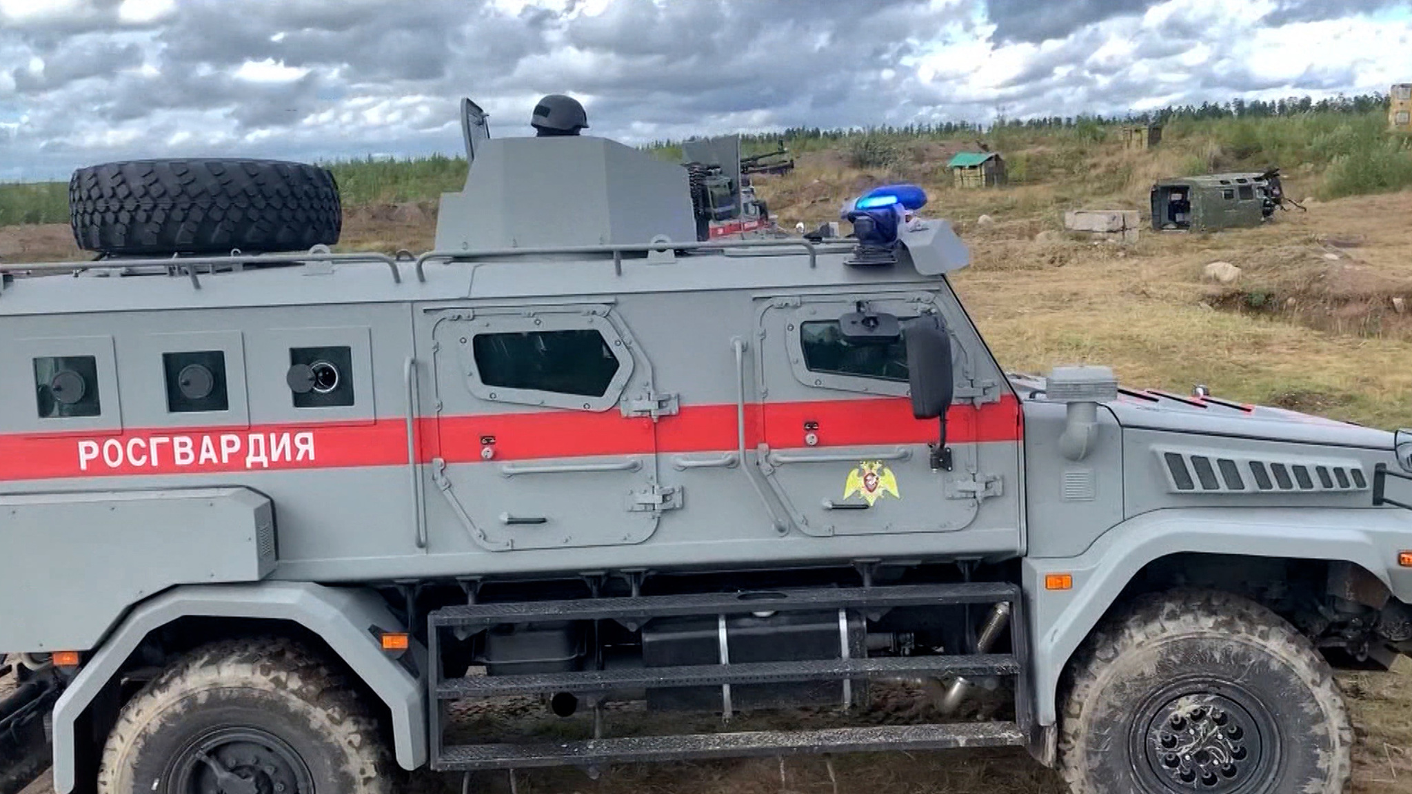 "Вечно живые": в Петербурге прошли соревнования военных