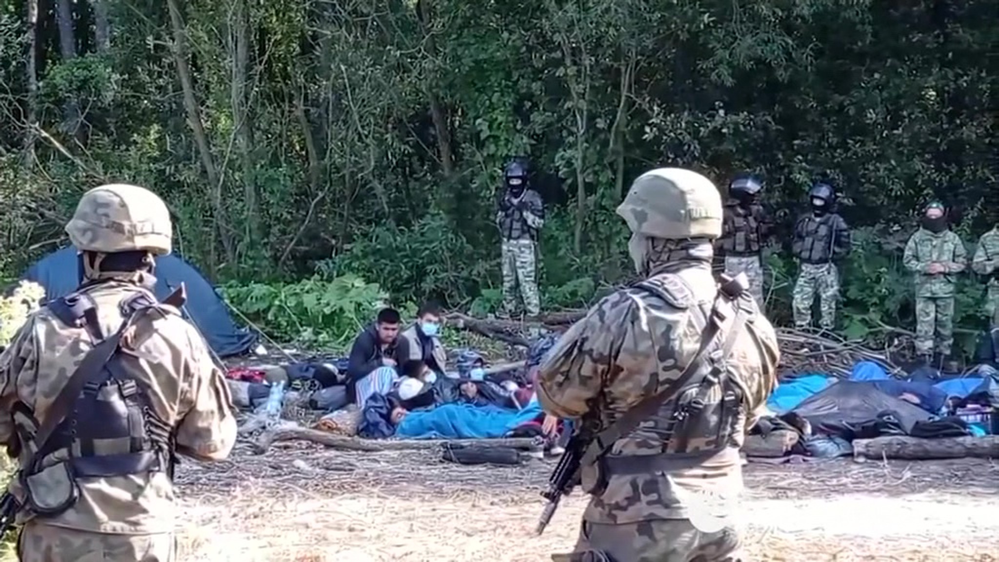 Польша и Латвия хотят огородиться от нелегалов заборами