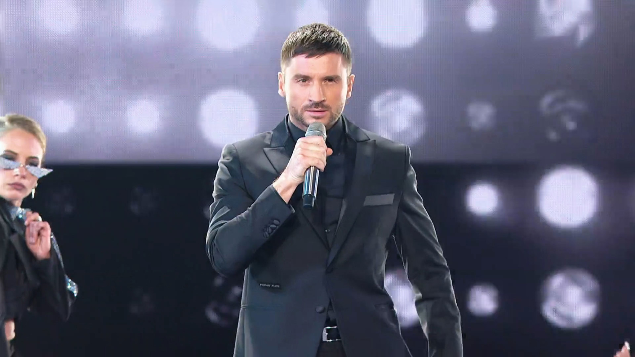 Сергей Лазарев, "Ароматом"