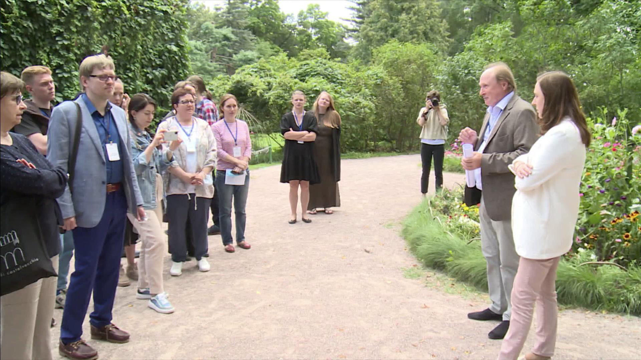 Начала работу Первая школа литературной критики в Ясной Поляне