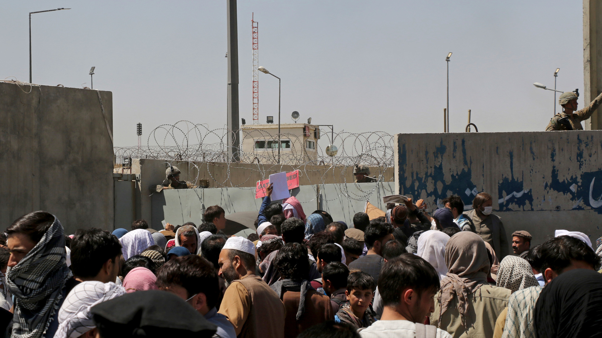 Спецслужбы Италии опровергли информацию об обстреле самолета в Кабуле