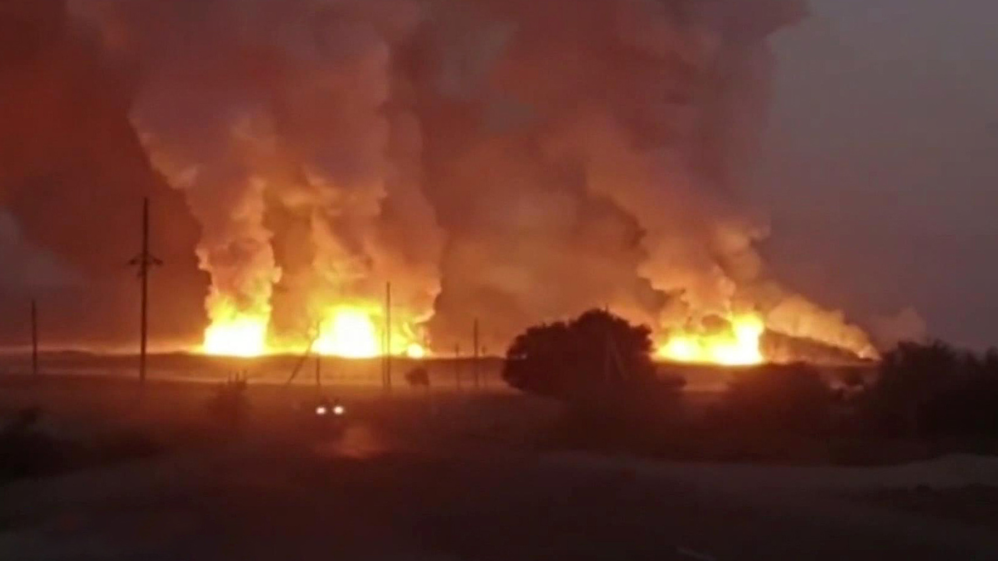 Пять человек погибли в результате взрывов на складе воинской части в Казахстане