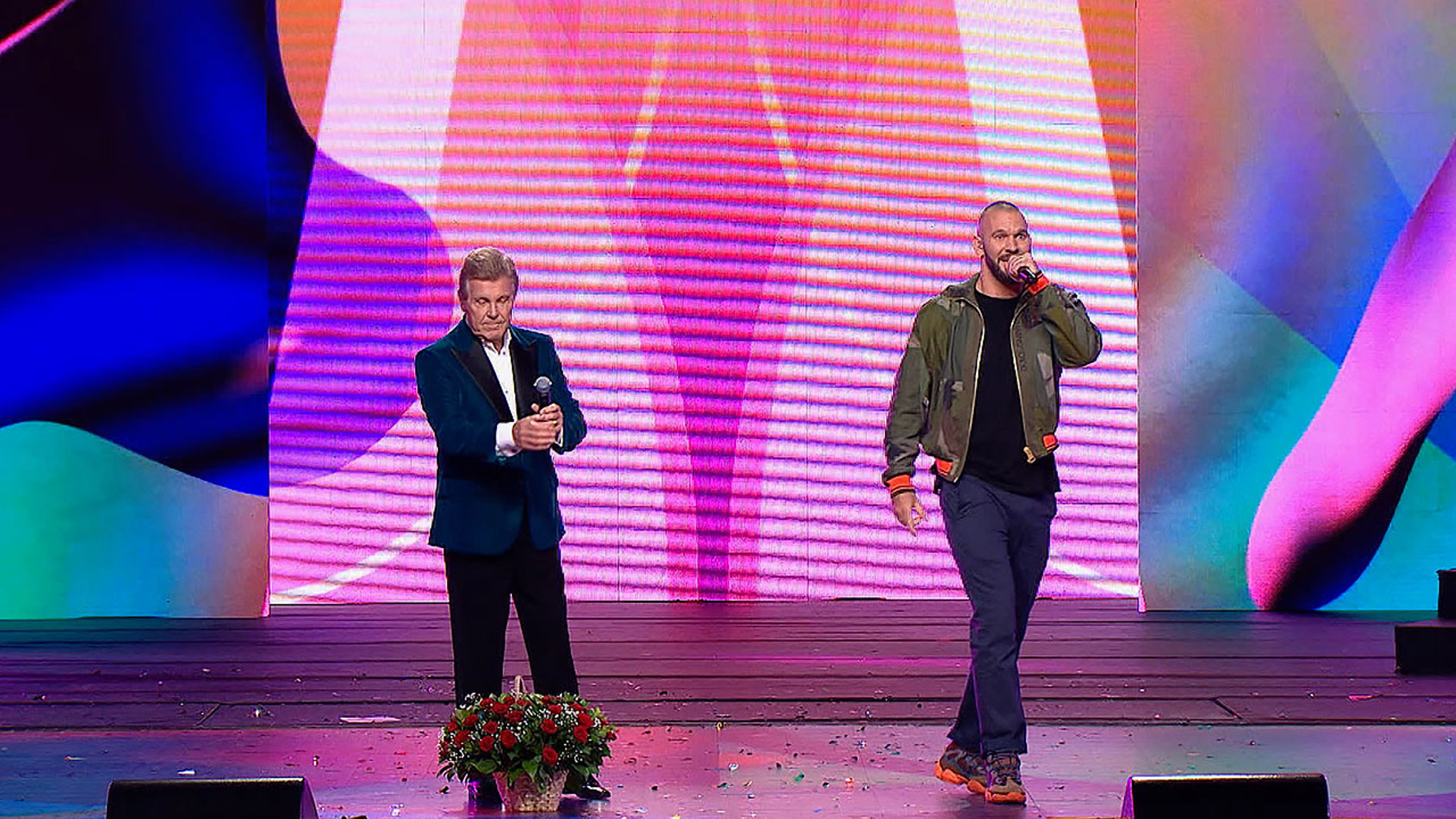 Лев Лещенко, Loc-dog, хор Игоря Крутого, "Мы будем жить"