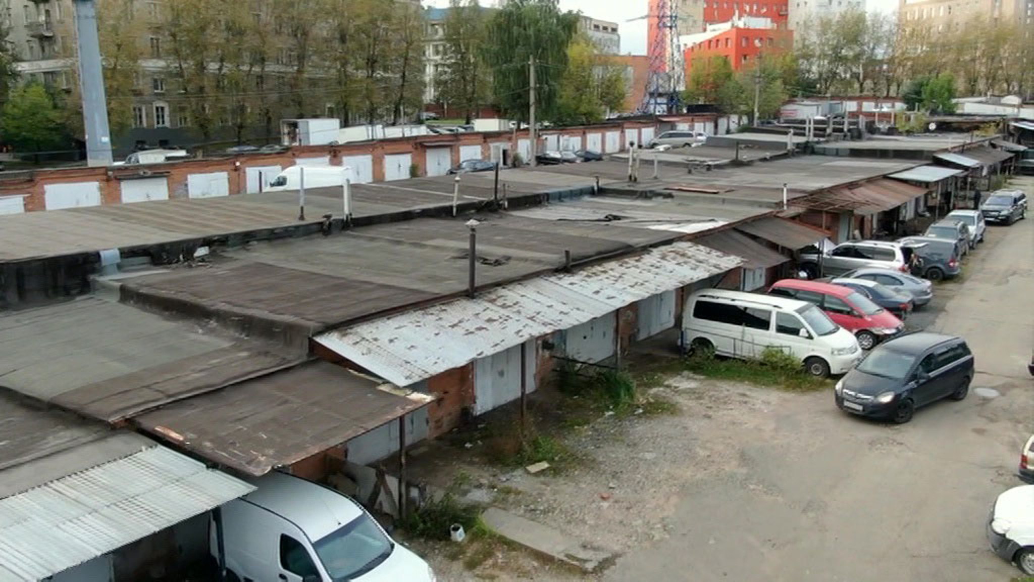 В России вступил в силу закон о "гаражной амнистии"