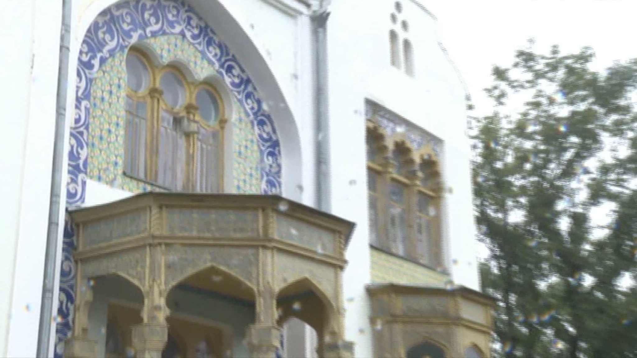 Во время реставрации дворца в Железноводске были найдены изразцы начала XX века