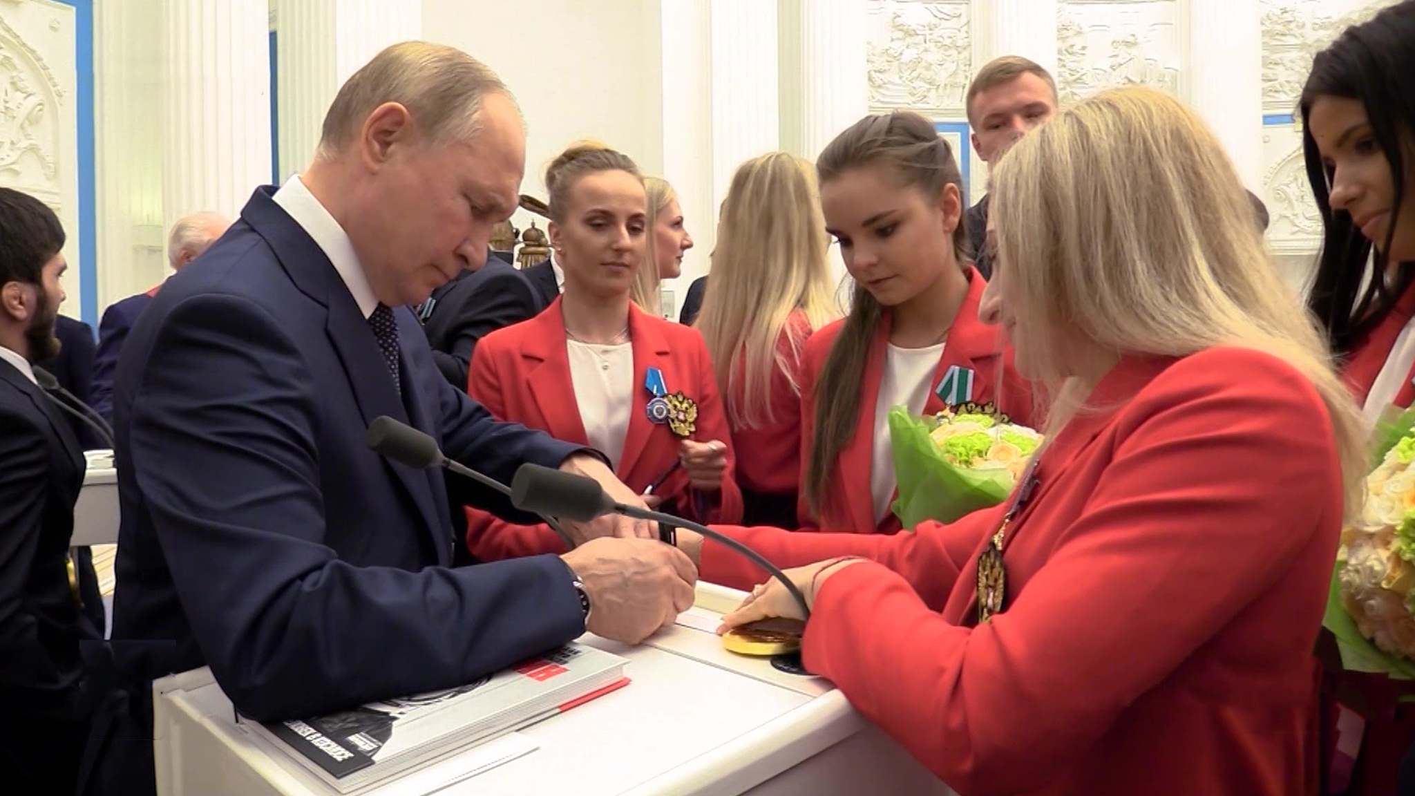 Путин призвал опубликовать протоколы выступления в Токио