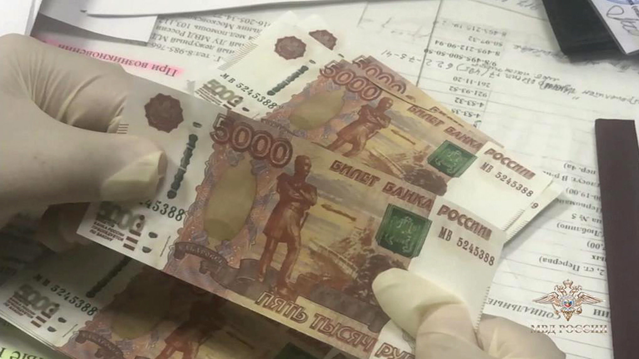 Поступление налогов в бюджет за 10 месяцев увеличилось в России на 37%