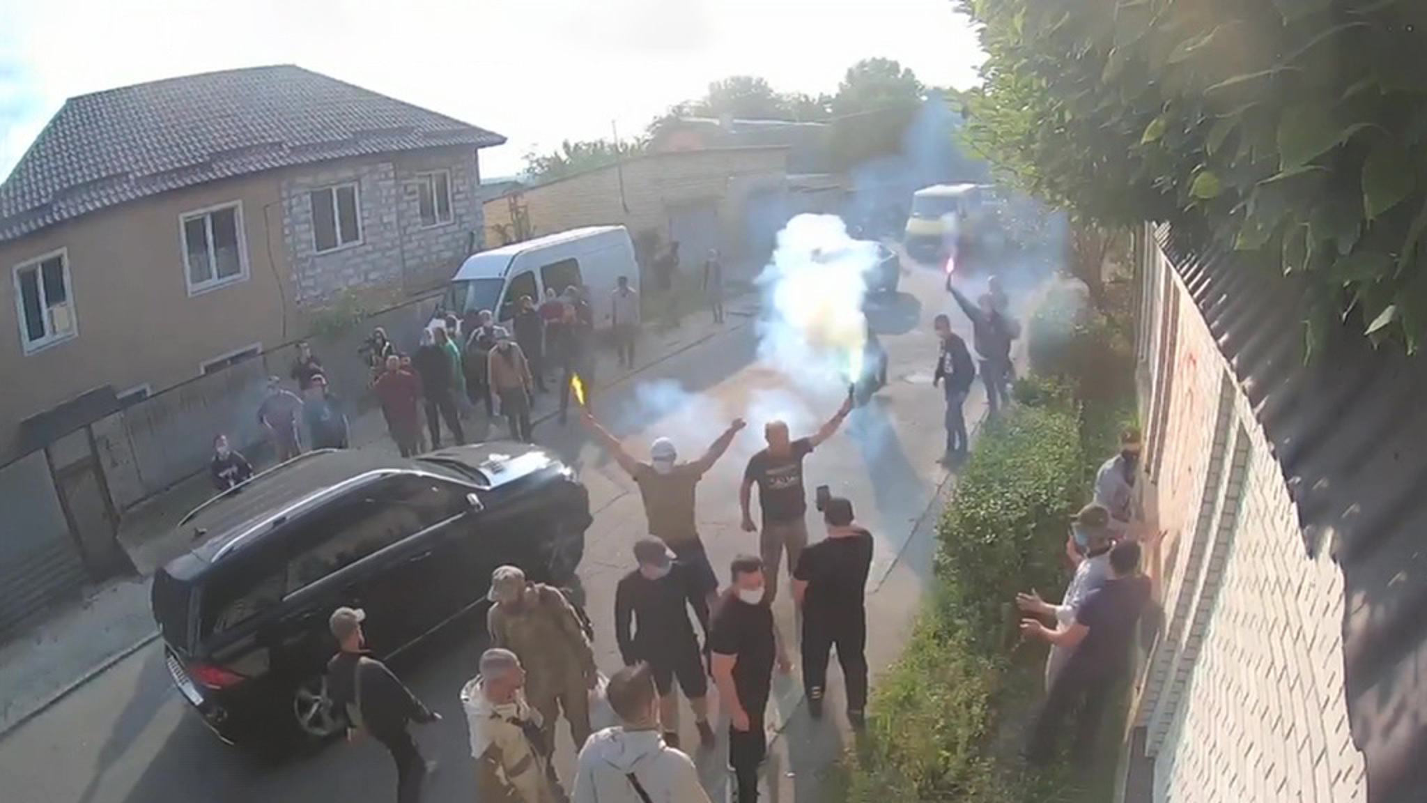 На дом Медведчука в Киеве напали радикалы