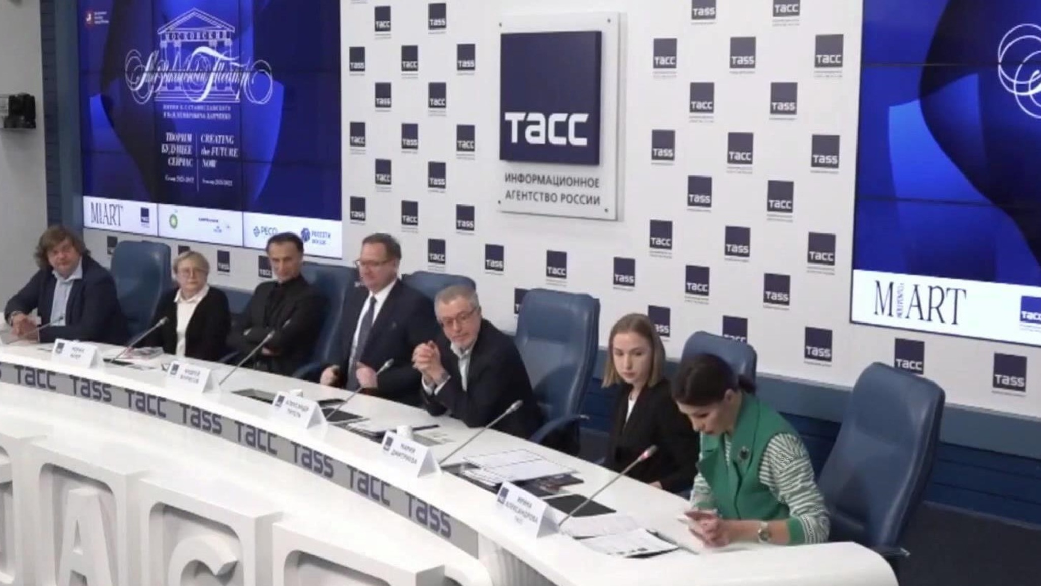Театр имени Станиславского и Немировича-Данченко откроет сезон постановкой Андрея Кончаловского "Отелло"