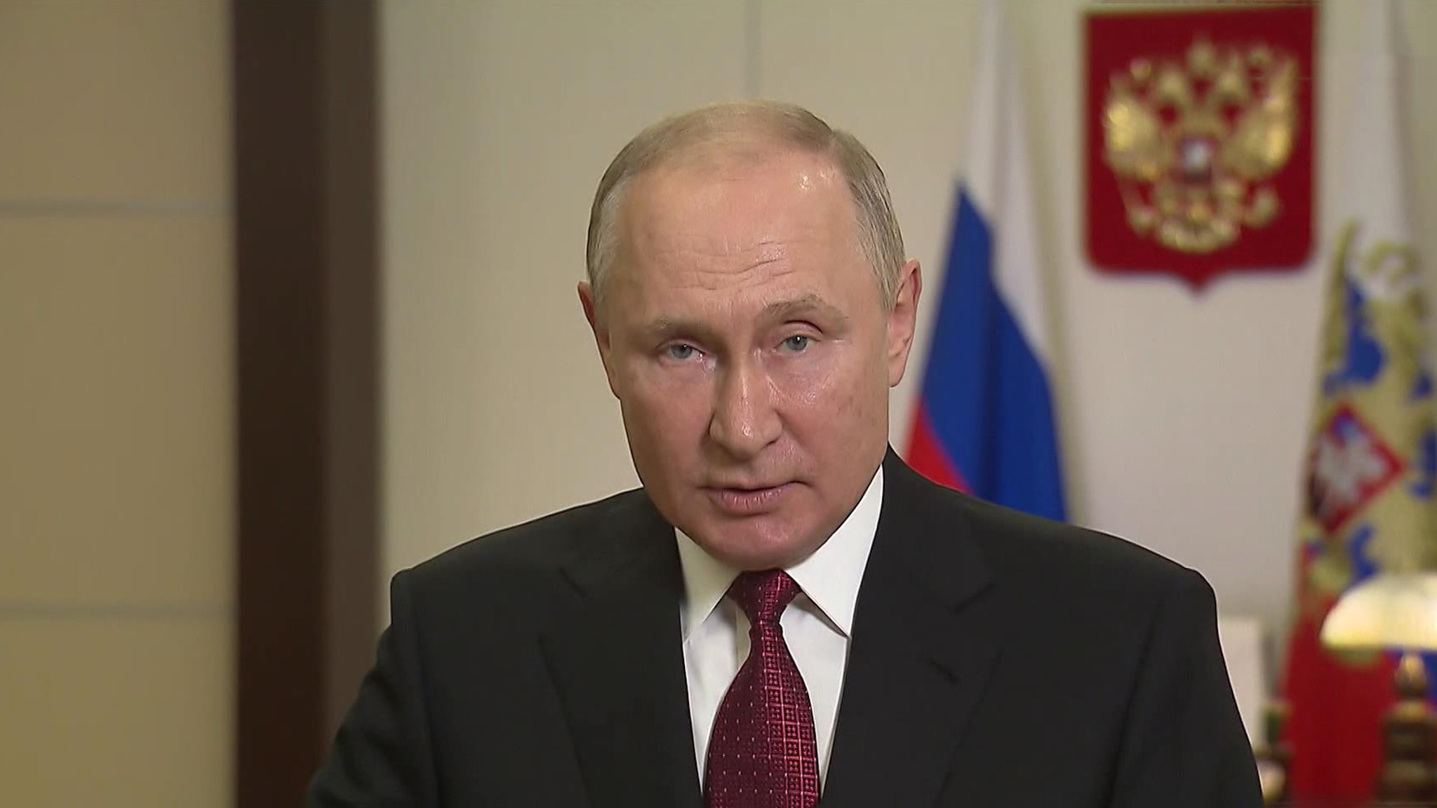 Путин останется на самоизоляции еще как минимум неделю