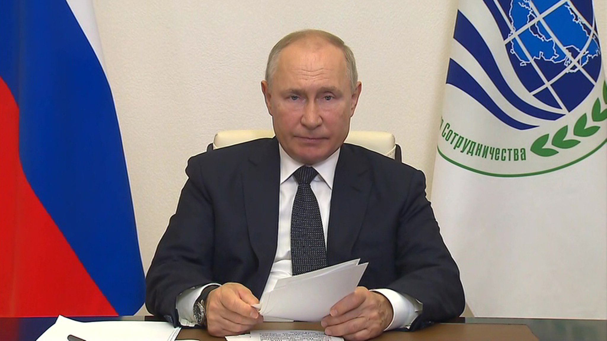 Путин принял участие в заседании лидеров ШОС по видеосвязи