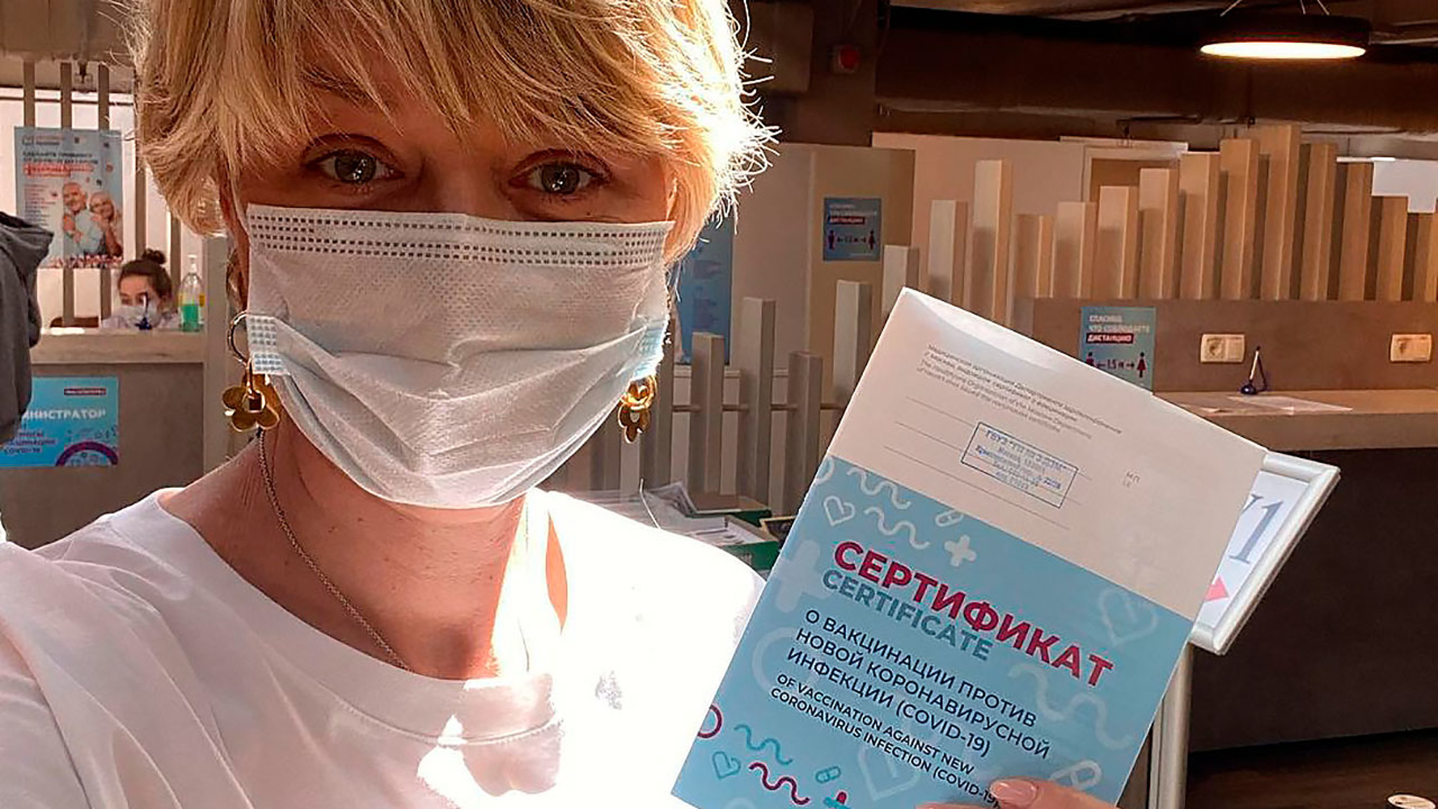 Юлия Меньшова почтила память отца, развеяв слухи о его вакцинации