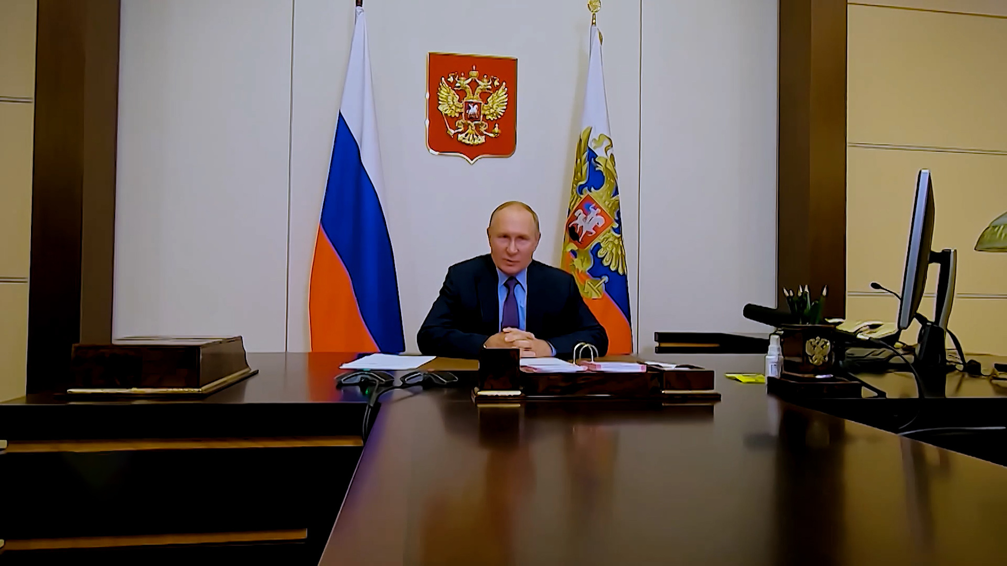 "Один – в непосредственной близости": о ковиде в окружении Путина