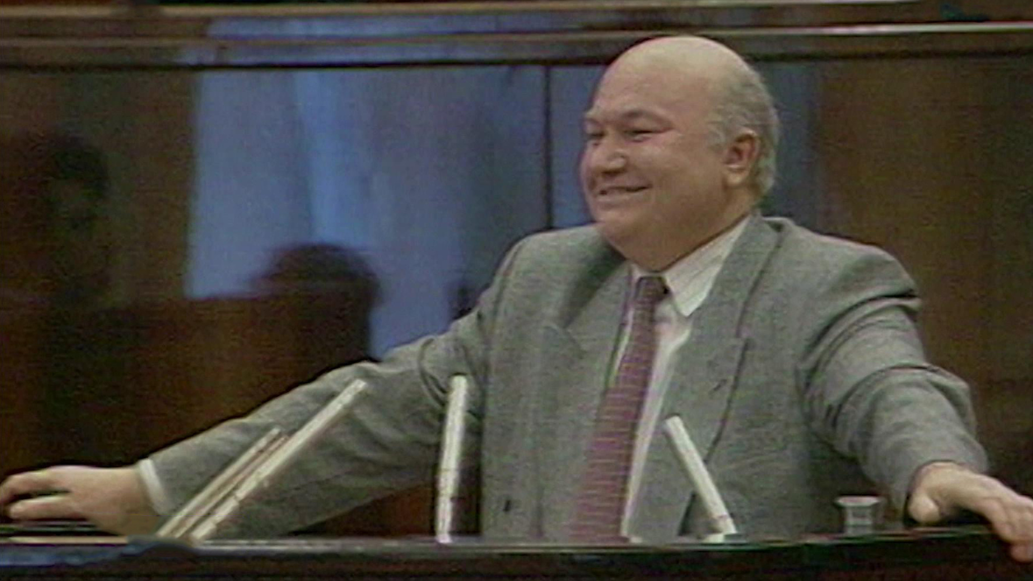 Он делу отдавал всего себя: к 85-летию со дня рождения Юрия Лужкова