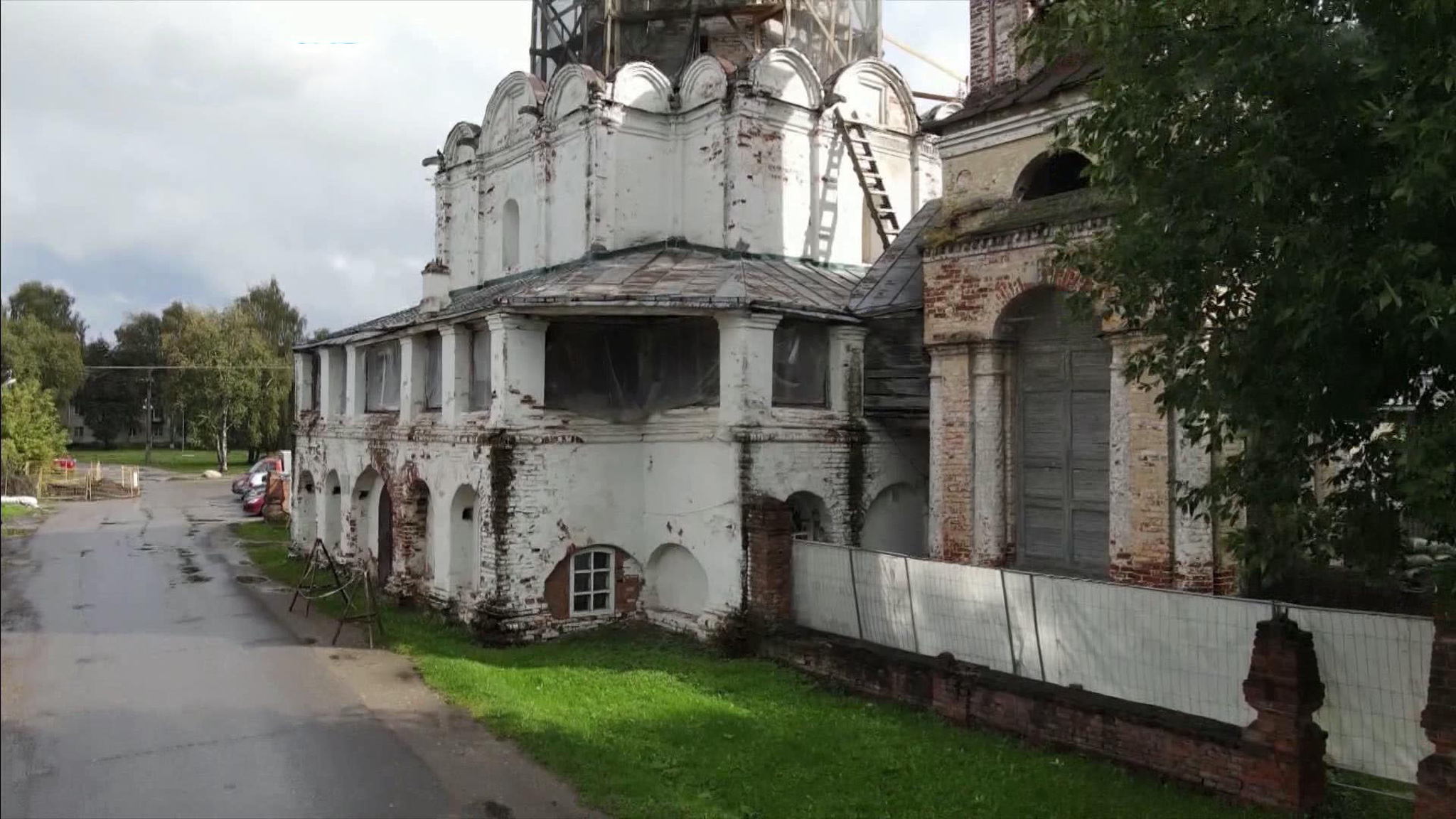 Храм Петра митрополита в Переславле-Залесском начали ремонтировать