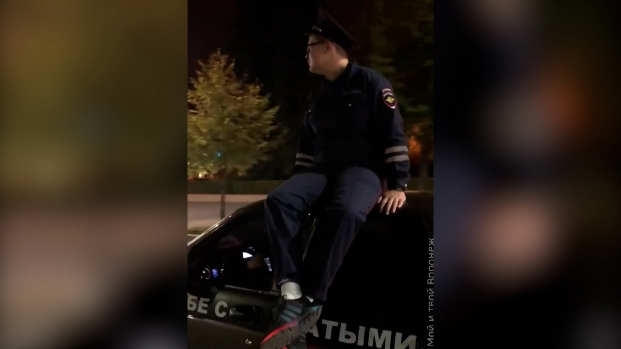 Фальшивым полицейским на крыше легковушки в Воронеже оказался школьник