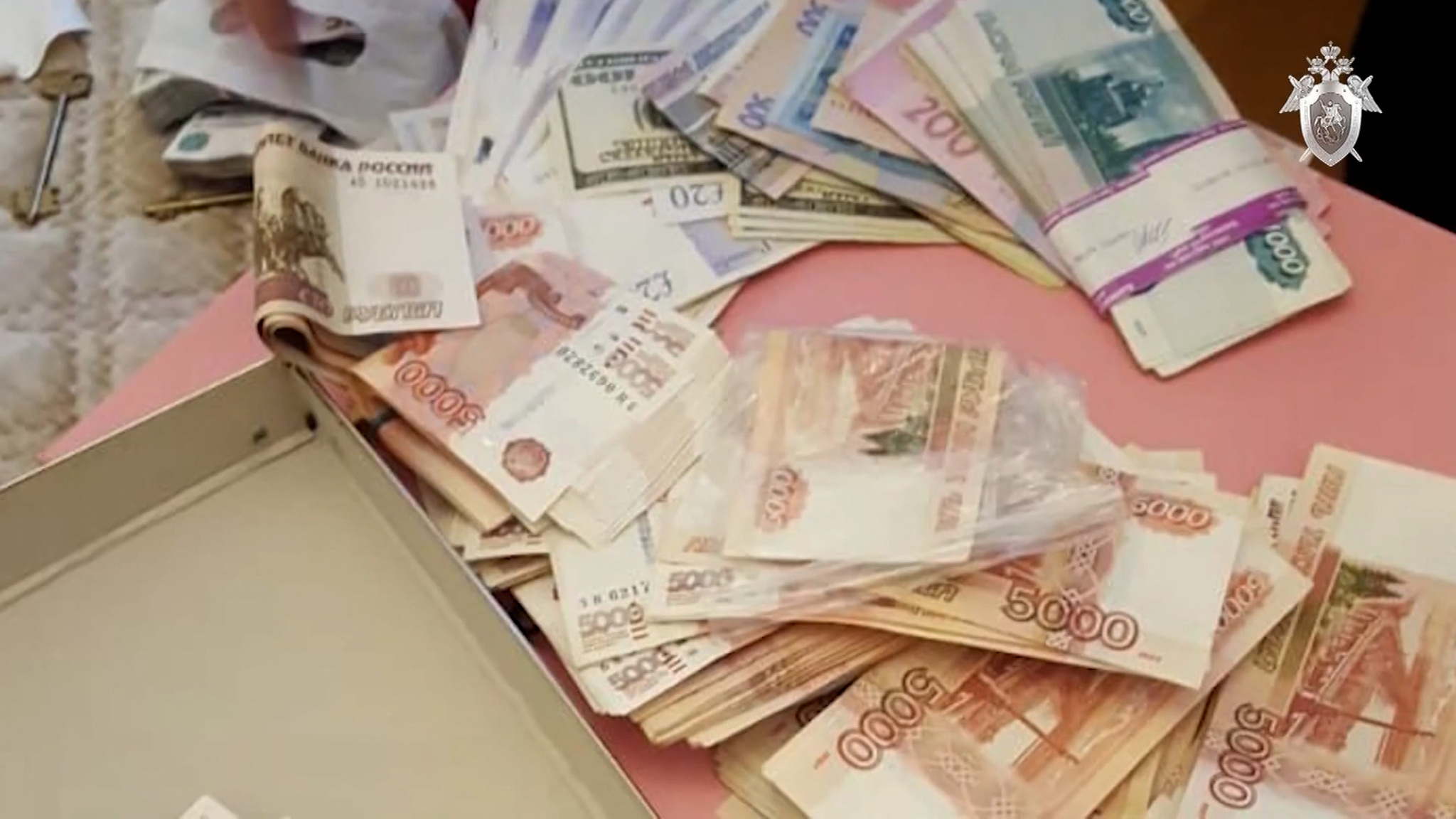Афера на 150 миллиардов: преступная группа  помогала бизнесменам не платить налоги