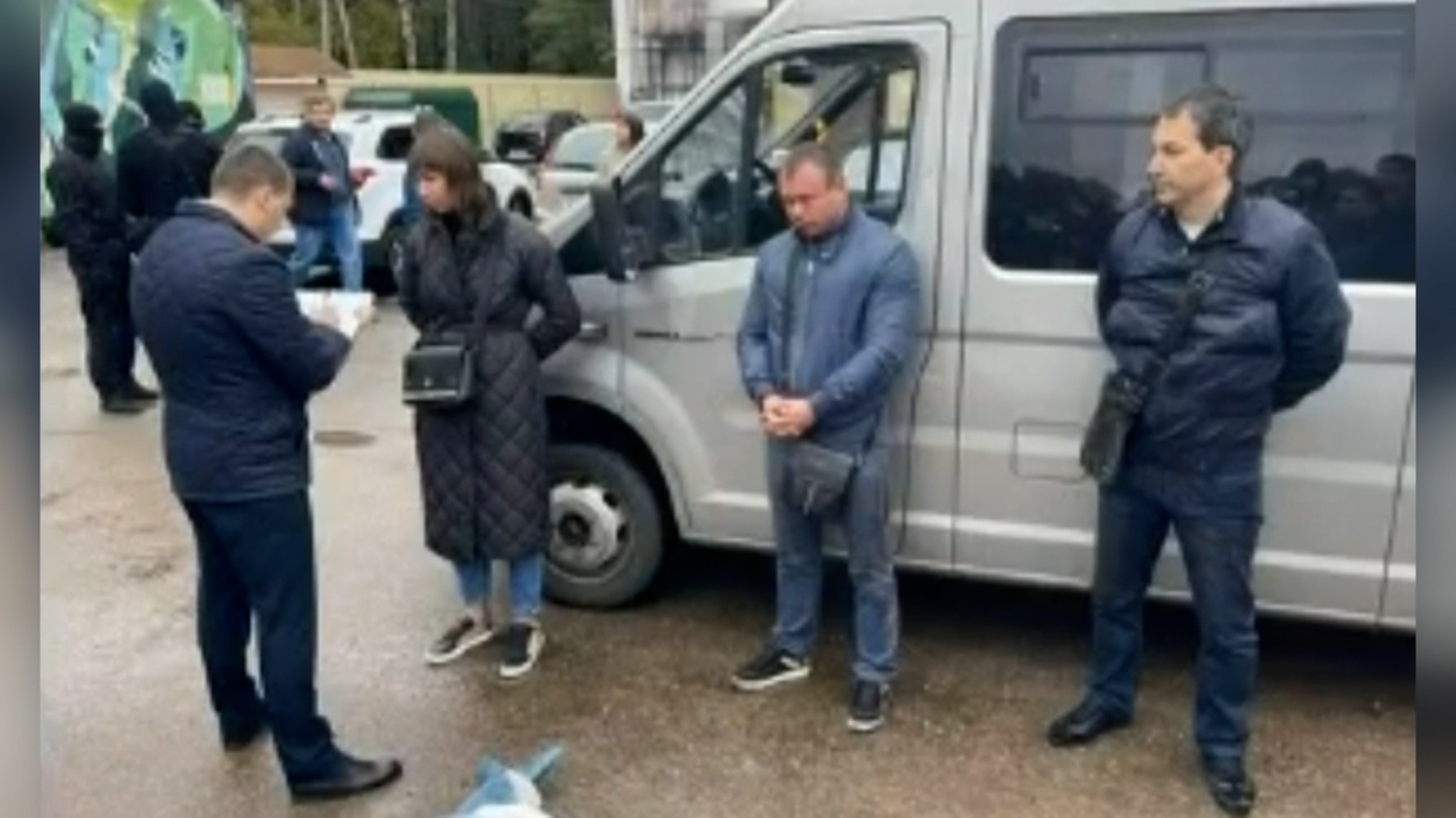 Подмосковные полицейские попались на взятках и продаже изъятых наркотиков