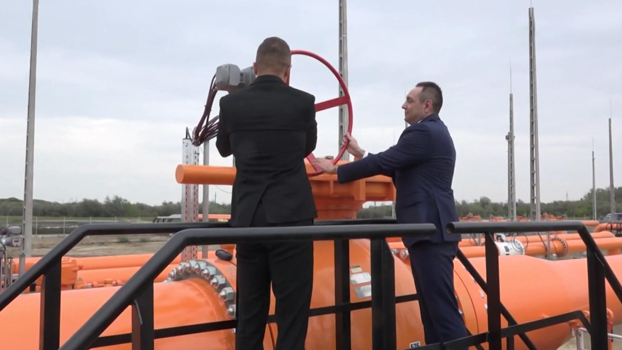 Каждая страна Европы теперь может получать газ удобным для нее маршрутом