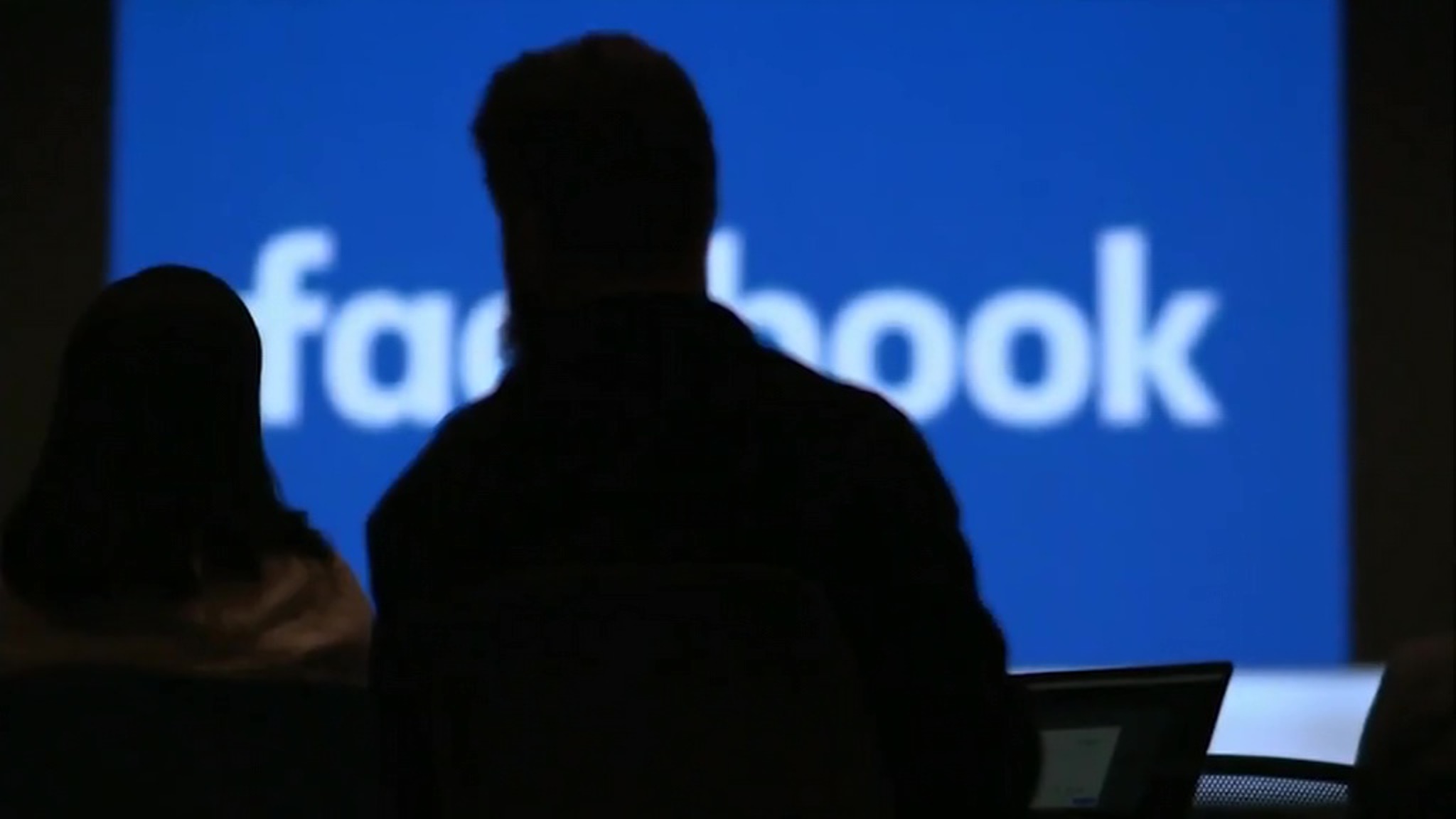 В Facebook заявили, что сбой в работе не привел к утечке данных пользователей