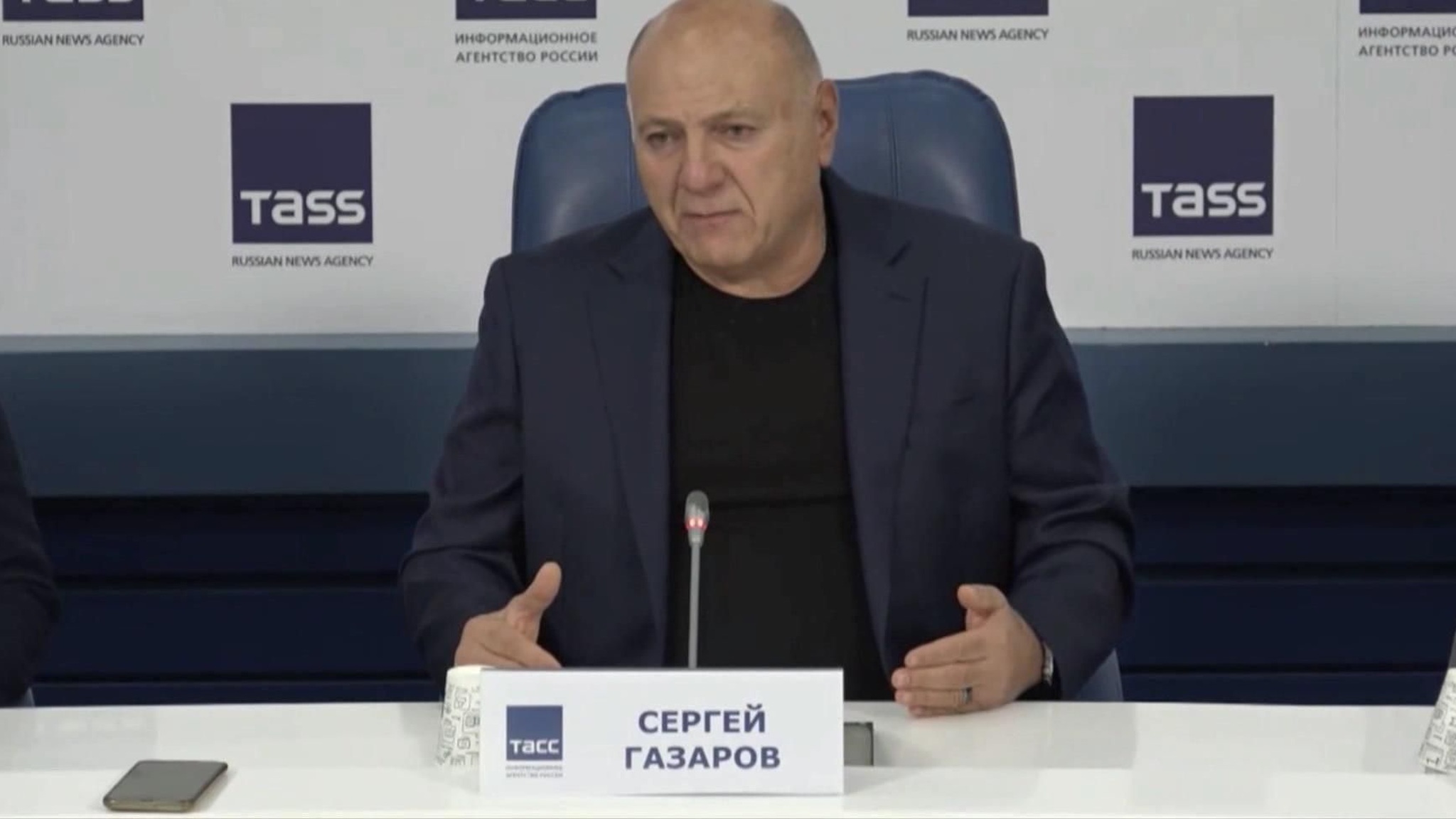 Сергей Газаров назначен художественным руководителем Театра Сатиры