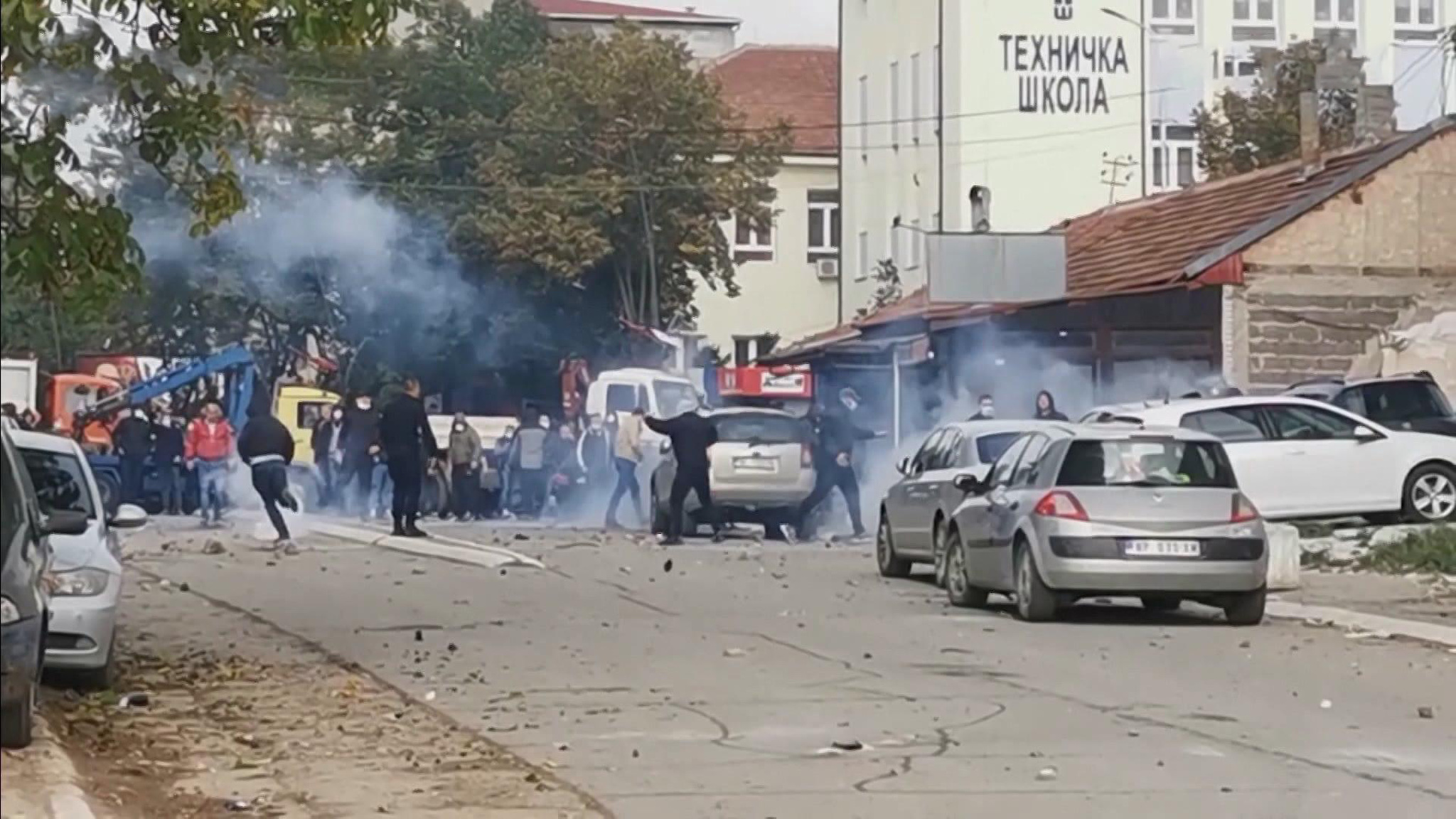 Из-за ситуации в Косове страдают мирные жители