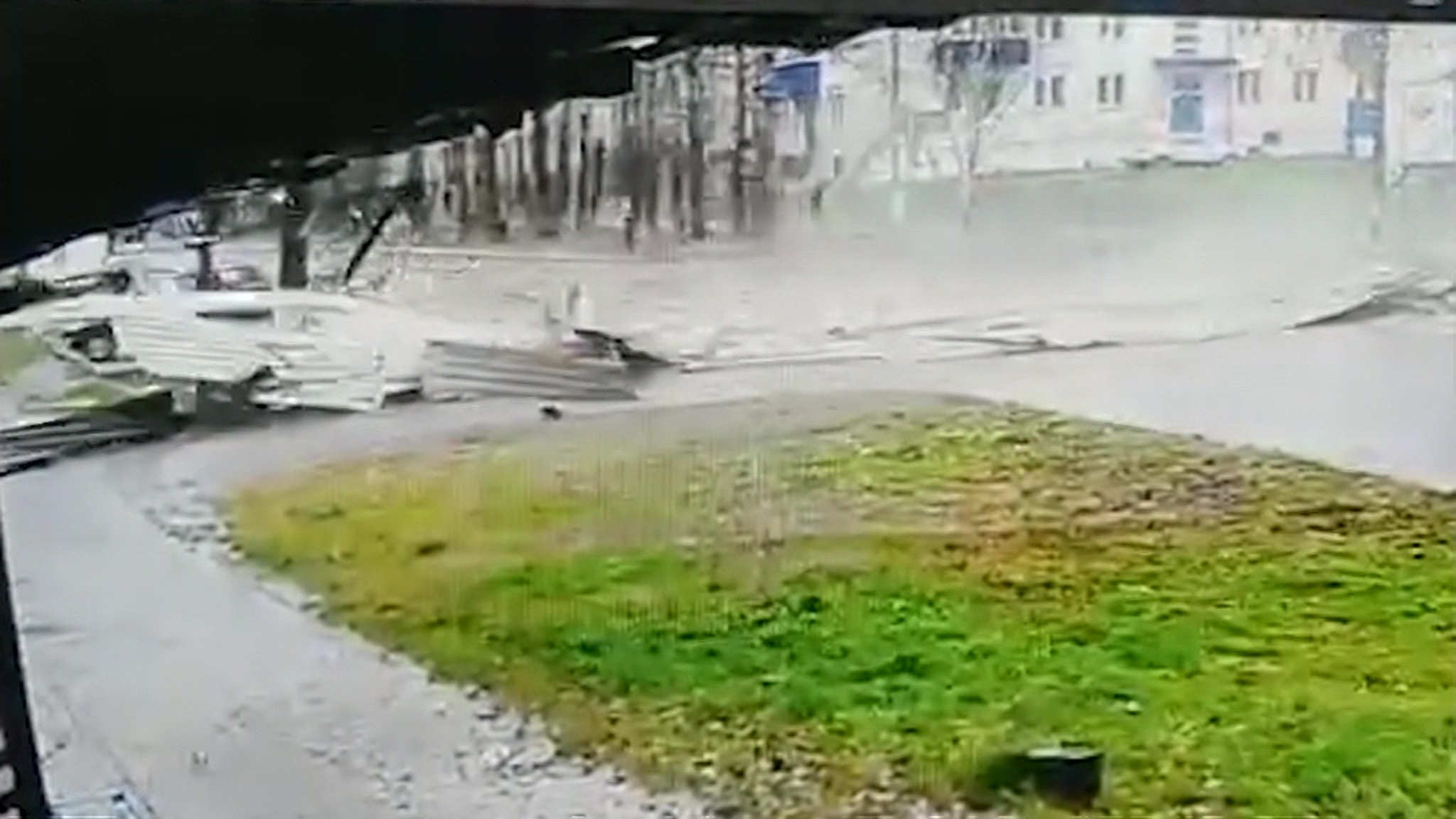 Сахалинские власти выплатят семьям погибших во время циклона граждан по 500 тыс. рублей