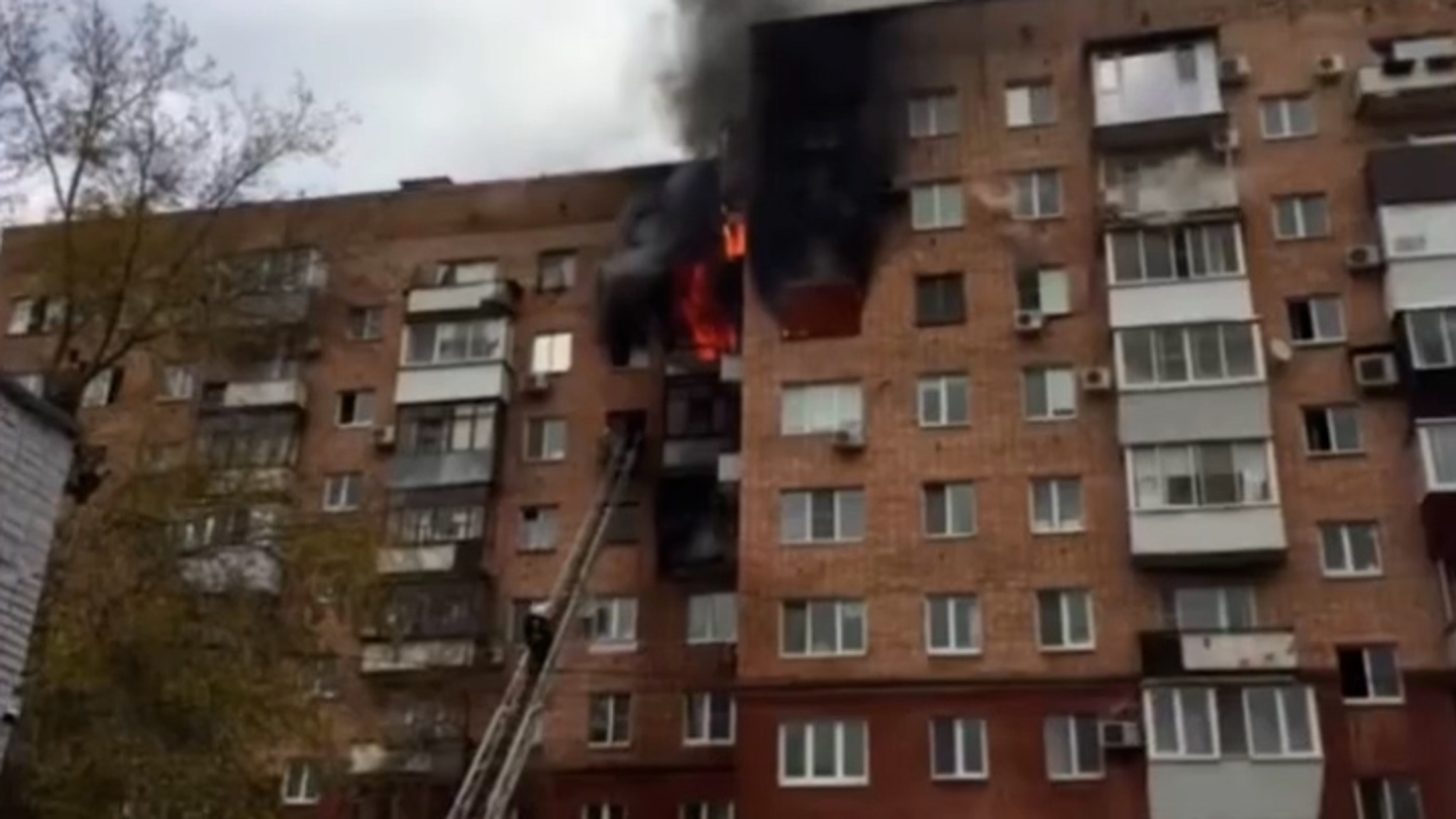 В Самаре при пожаре погиб человек