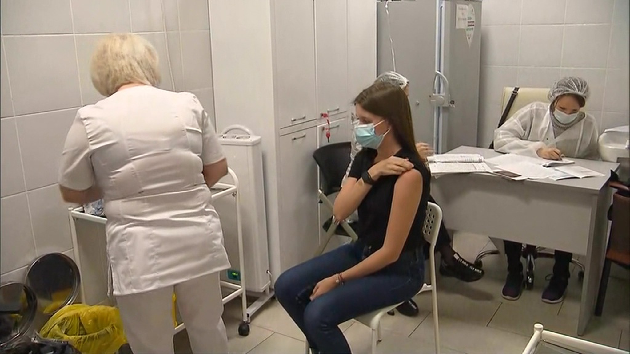 Москва справляется со спросом на вакцинацию