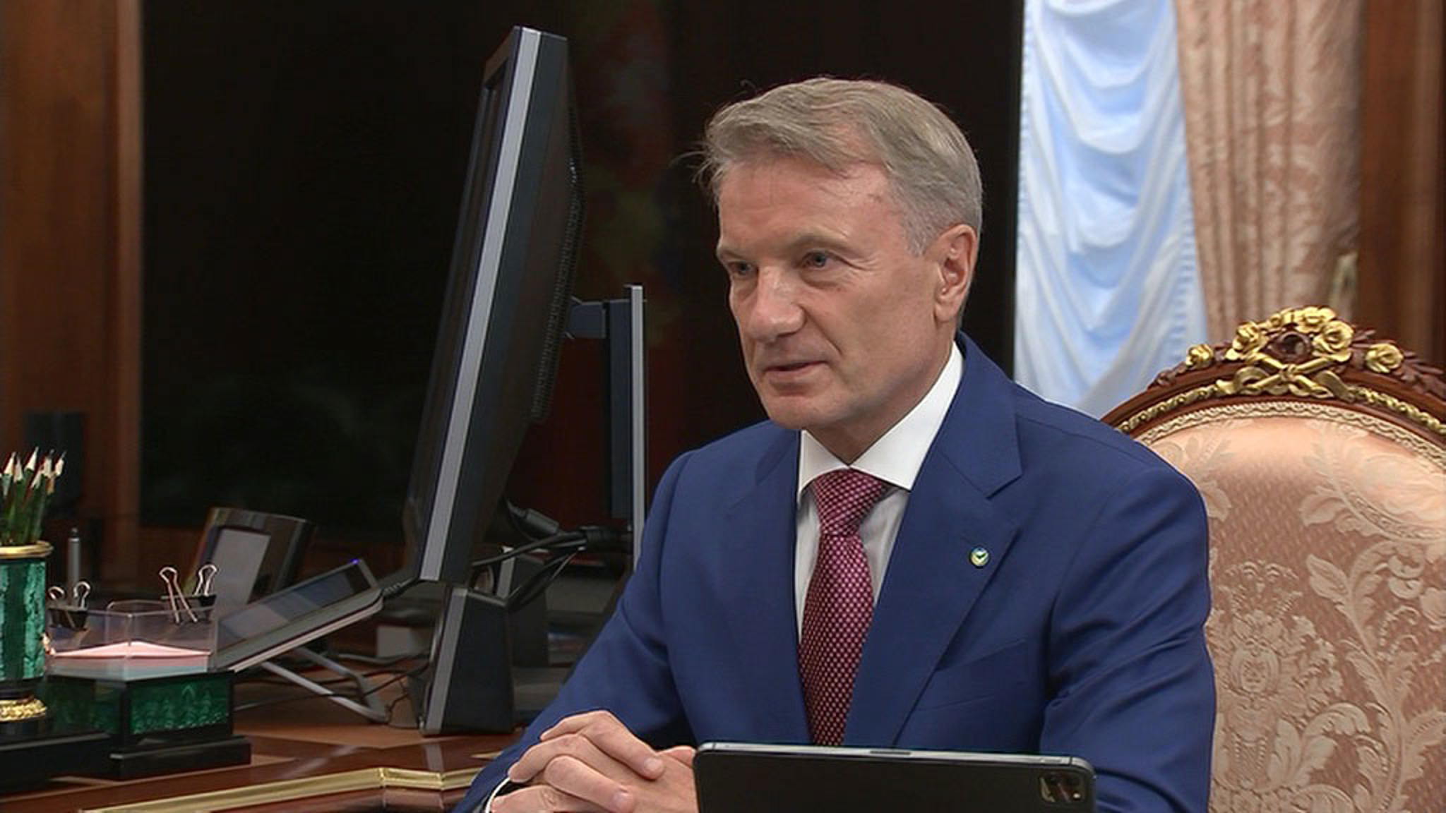 Греф: цифровые технологии помогут точнее работать над преодолением бедности