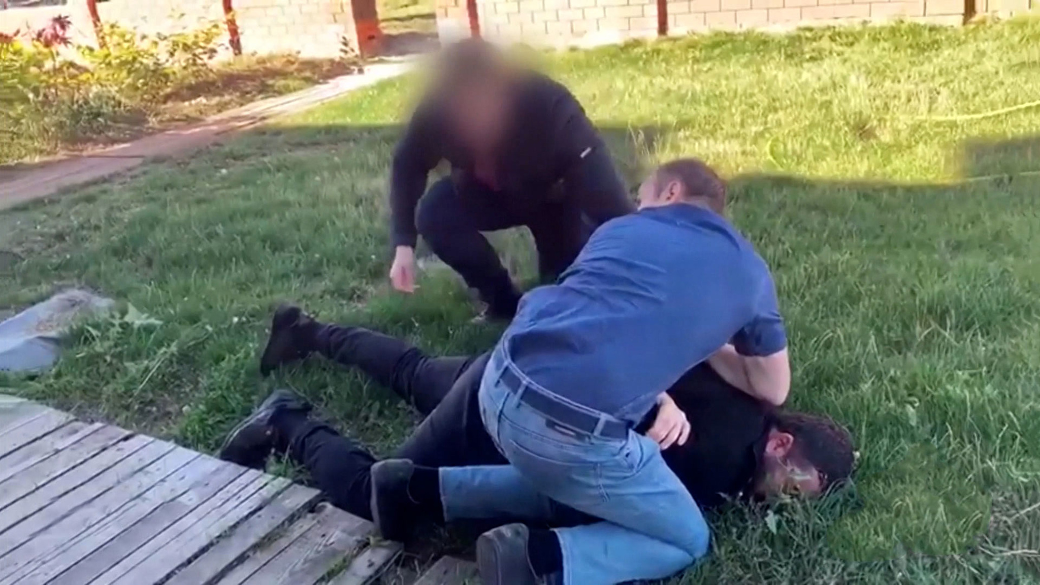 Белгородские фальшивомонетчики сбывали подделки при помощи закладок