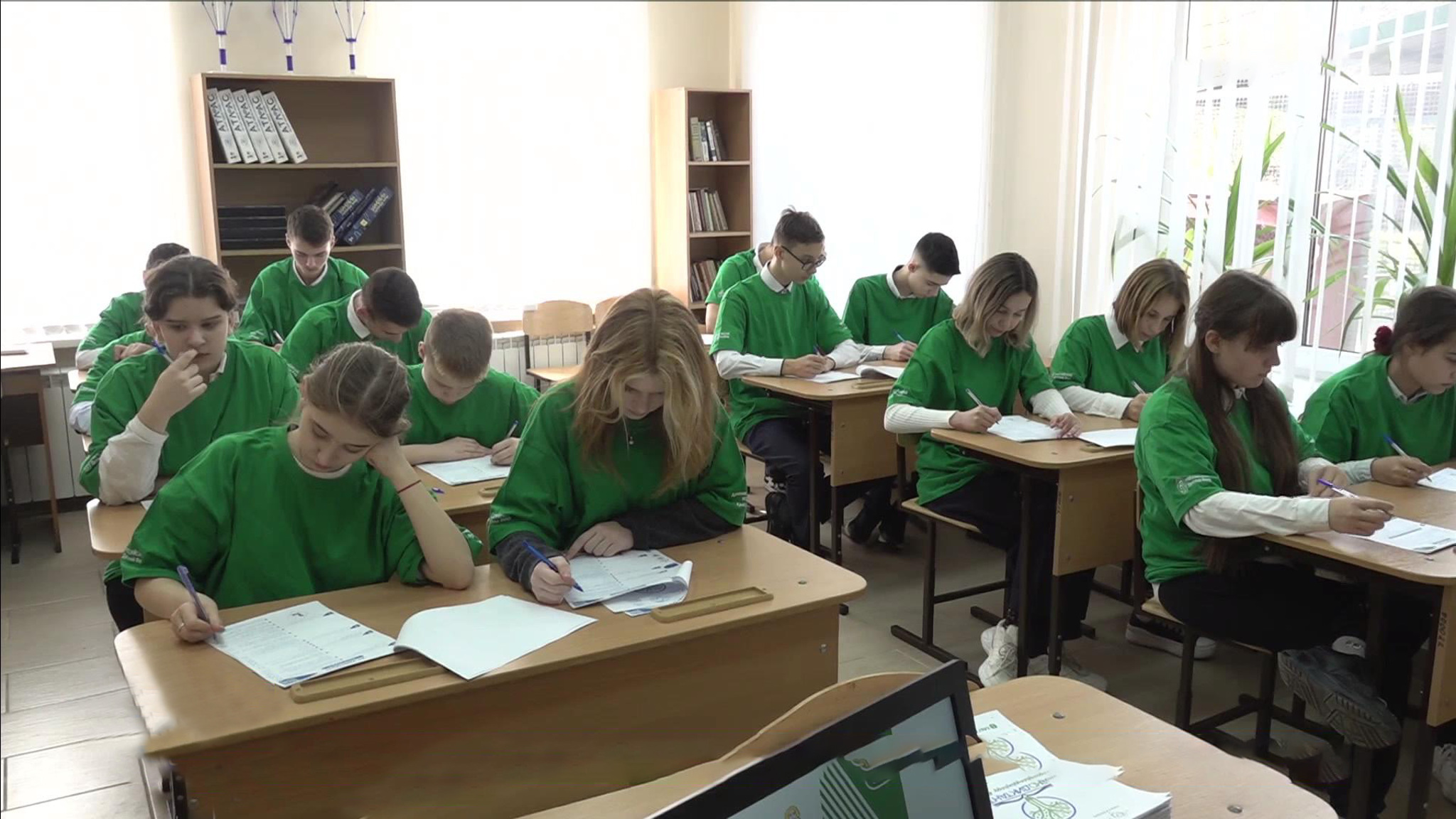 Заявки на участие во Всероссийском экодиктанте подали зарубежные страны