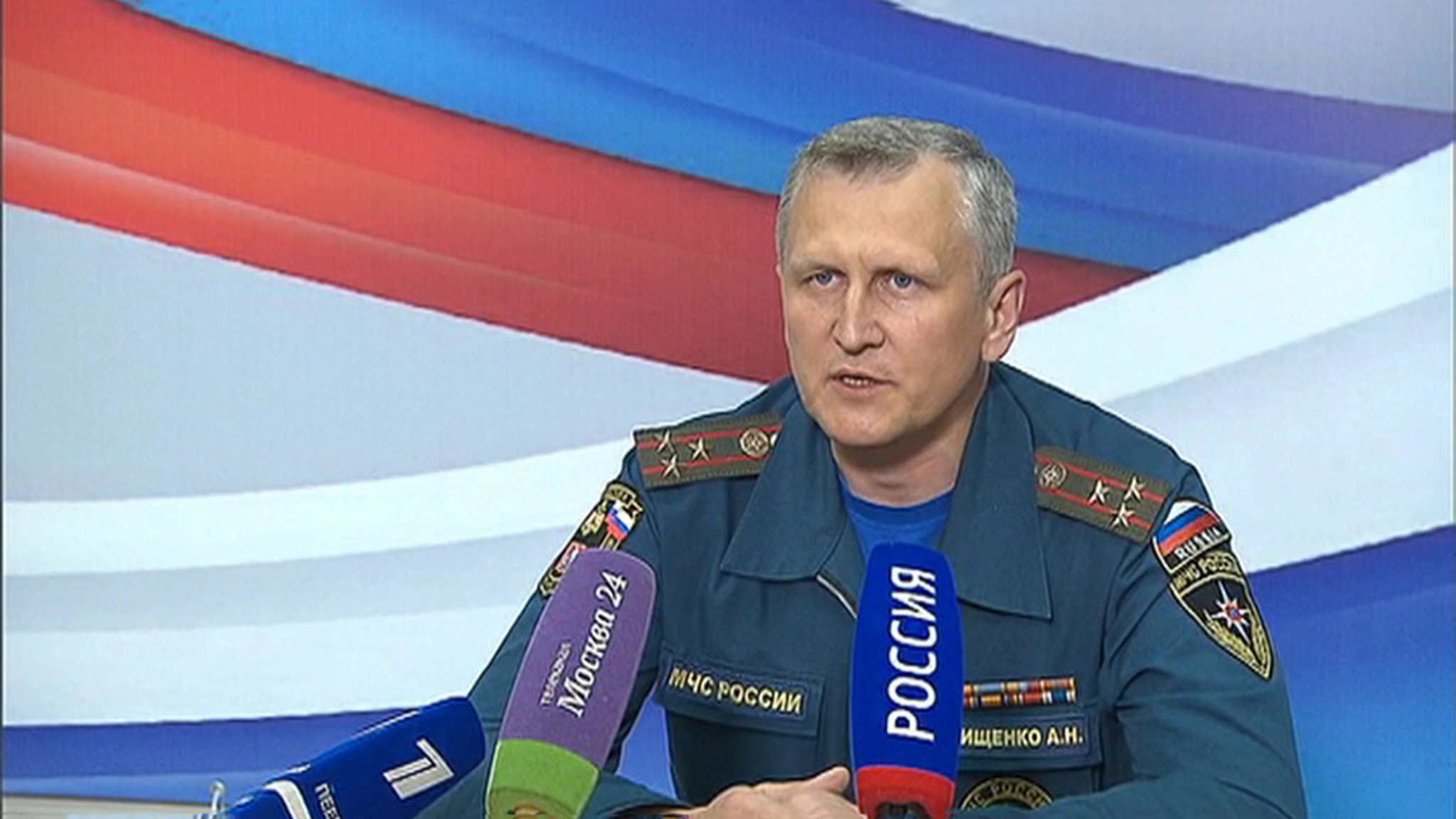 Высокопоставленные сотрудники МЧС брали взятки за подписи