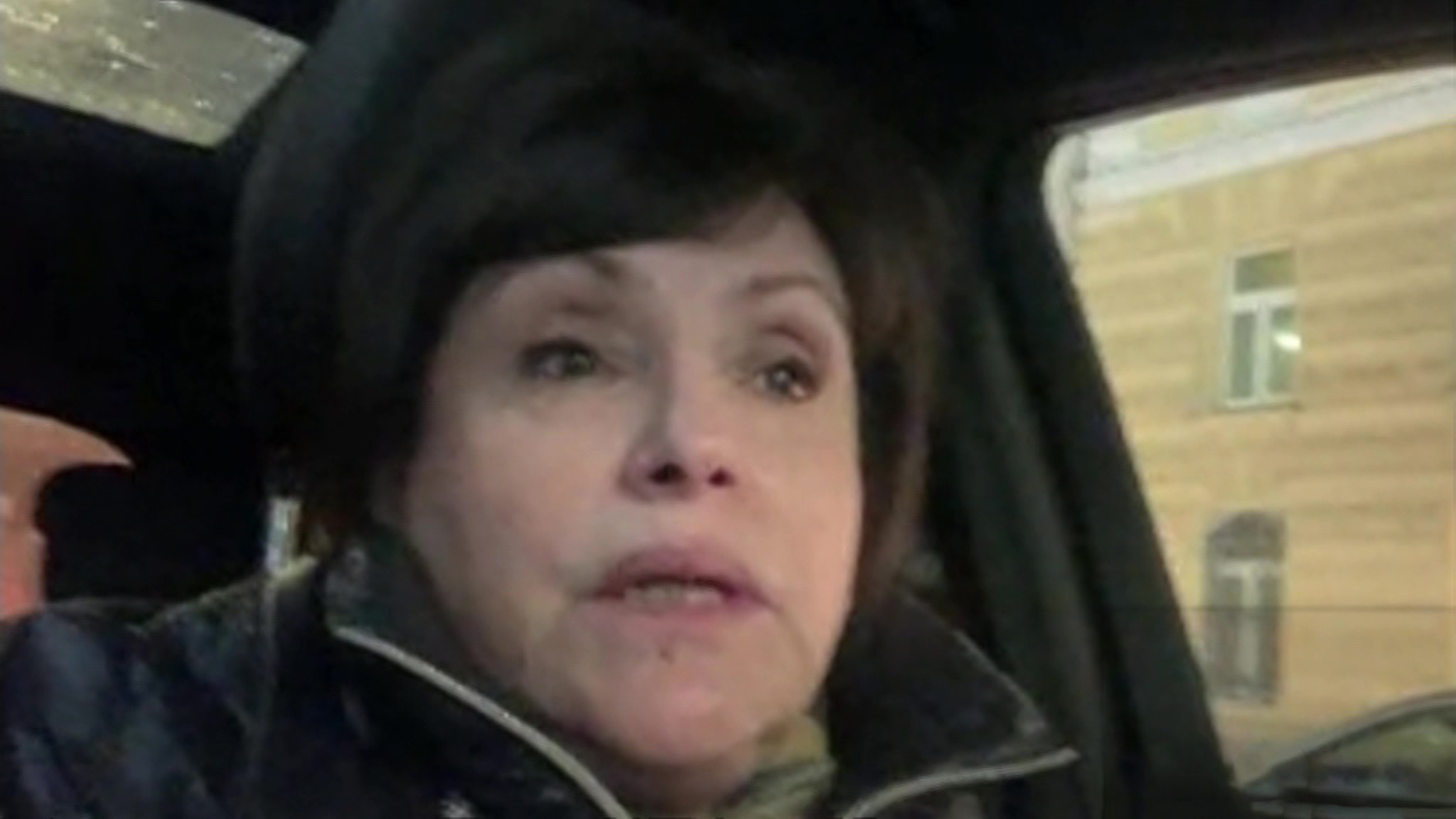 Елена Голухова: важно, что прививать подростков будут с согласия родителей