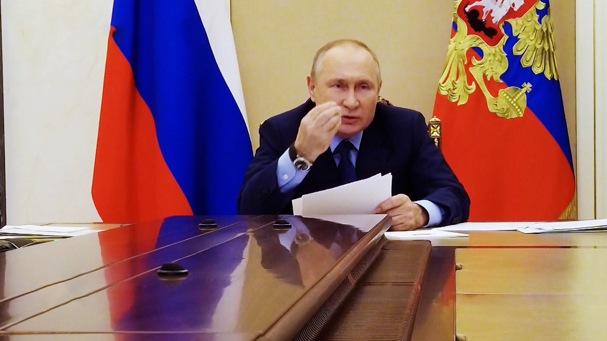 Жесткое совещание в Кремле: кого отчитывал президент