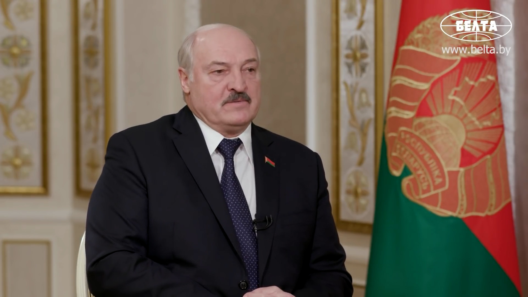 "Как-то с демократией не вяжется": Лукашенко раскритиковал Запад