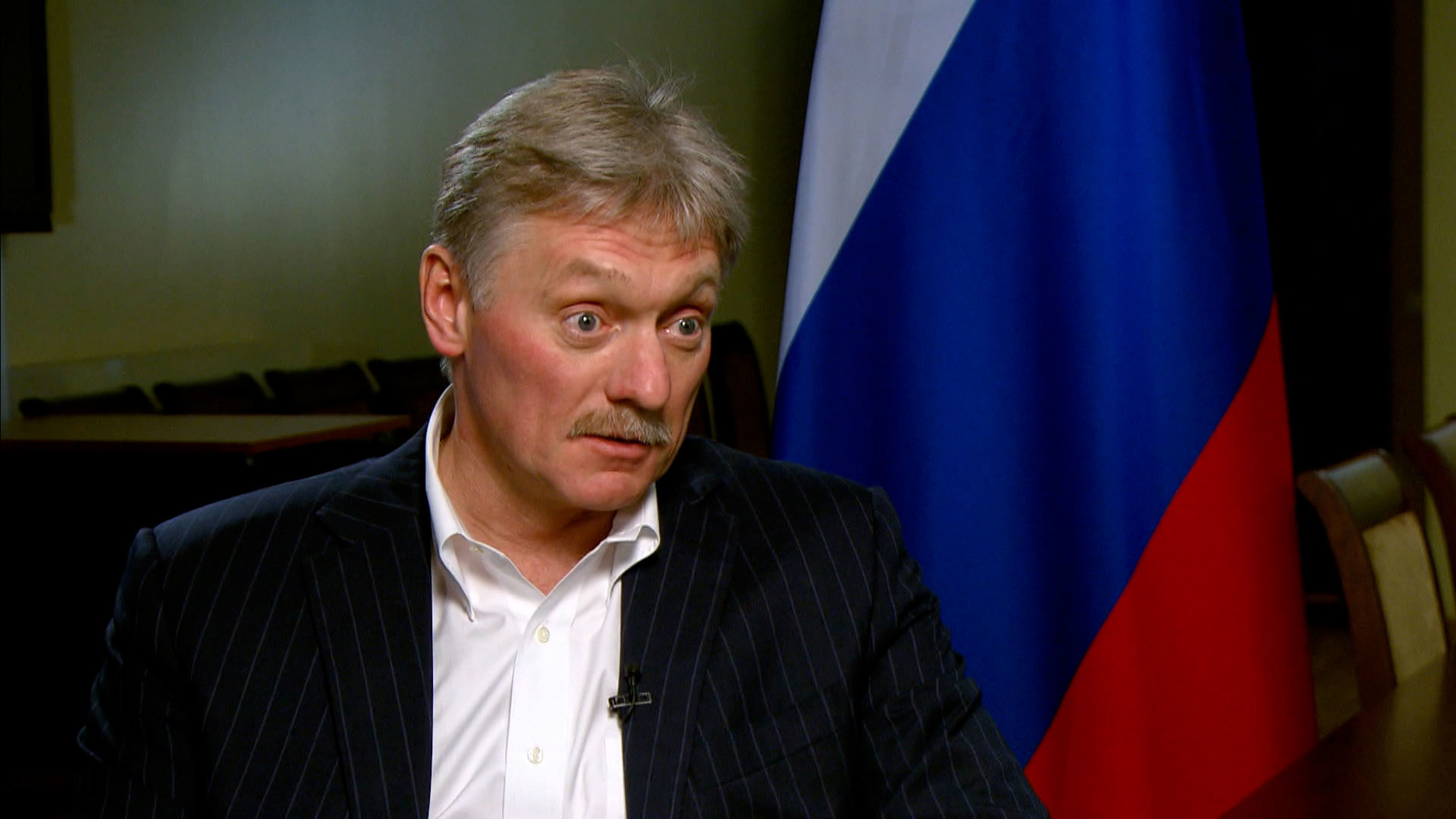 Песков охарактеризовал антиваксеров двумя словами