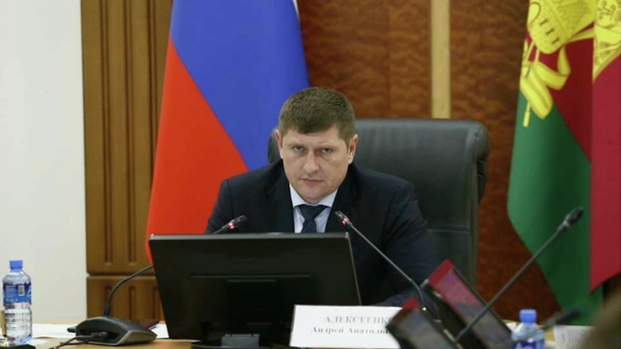 Мэра Краснодара могли задержать за мошенничество при строительстве дома