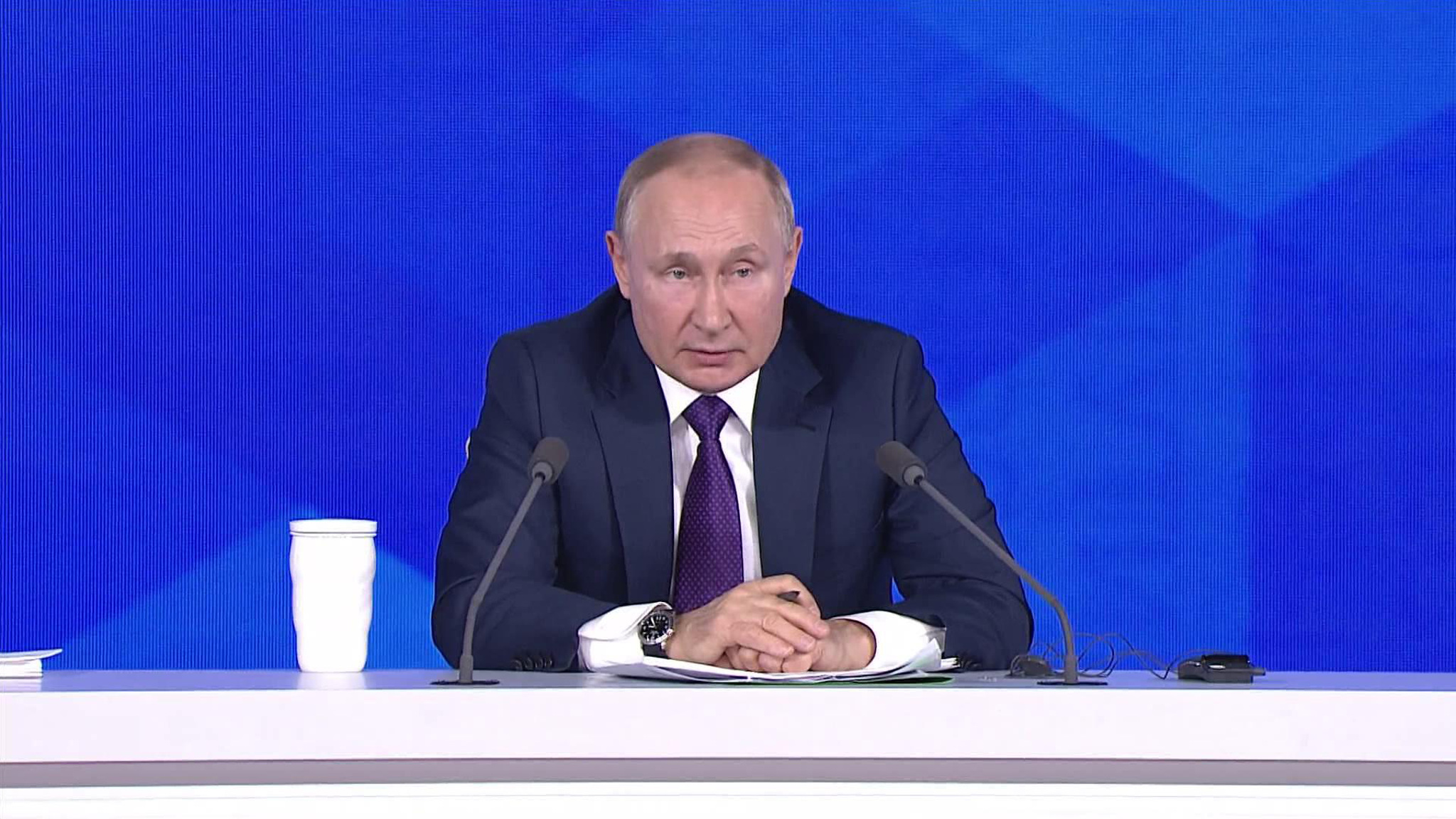 Путин: лекарствами от СМА надо обеспечить и больных старше 18 лет
