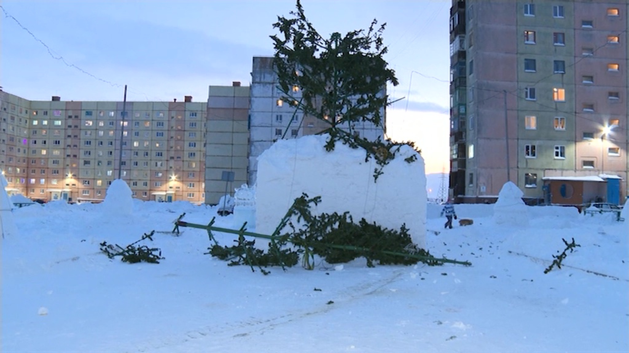 Последствия непогоды: в Норильске разыгрался арктический ураган