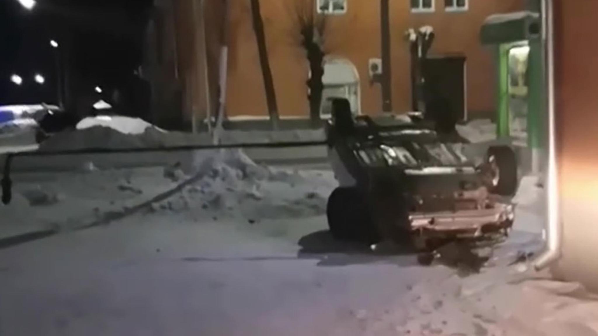 Уральский подросток перевернулся на собственном автомобиле
