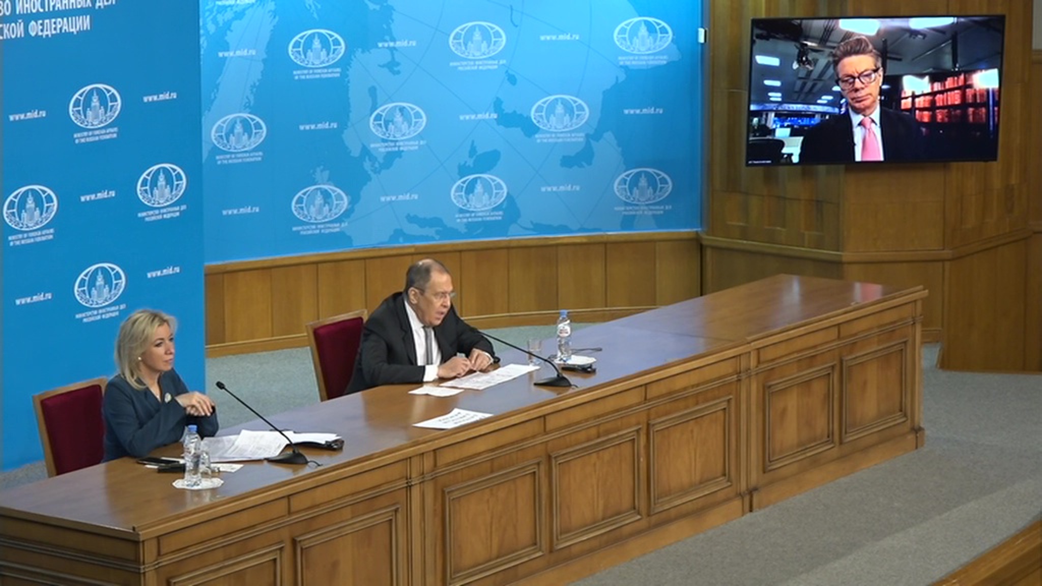 Лавров: позиция России основана на балансе интересов