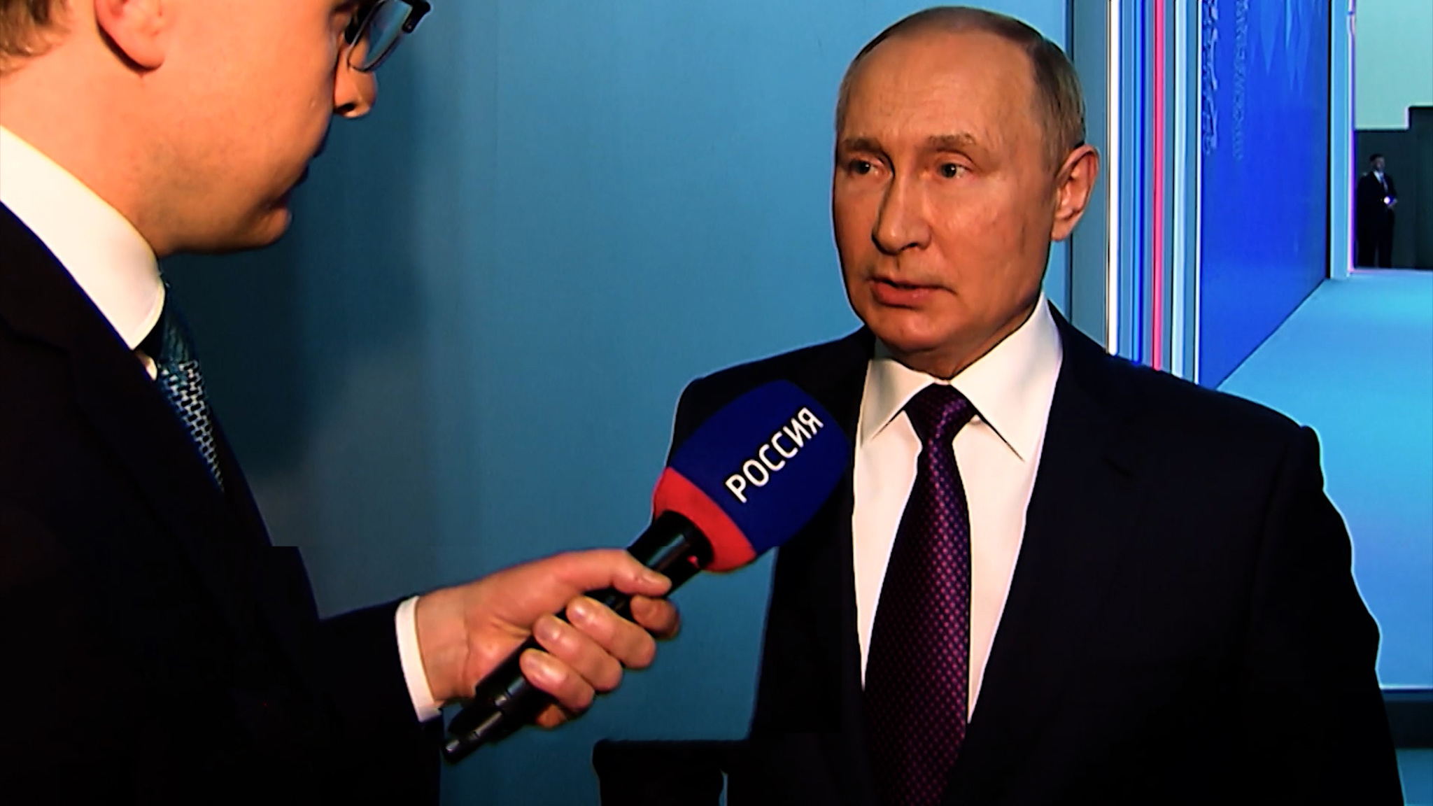 Путин: нам некуда уже отходить