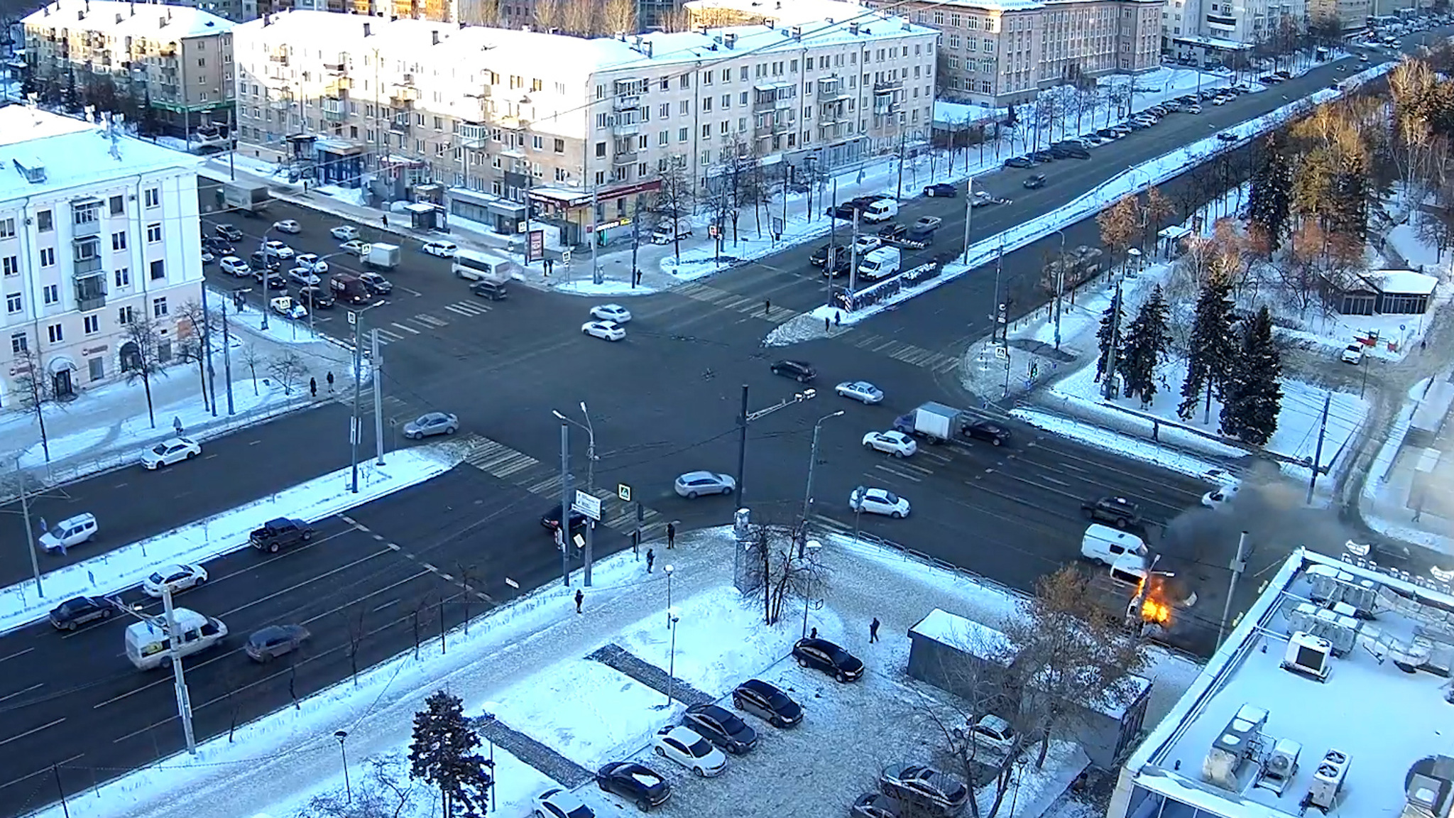 В центре Челябинска взорвалась "Газель"