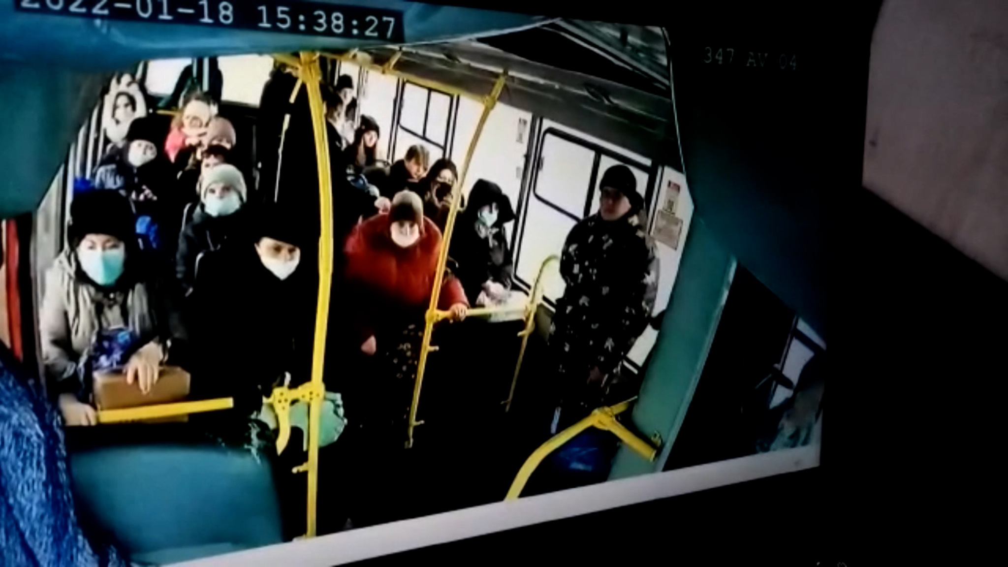 Убийственный маневр фуры: в Красноярске в ДТП с пассажирским автобусом пострадали 9 человек