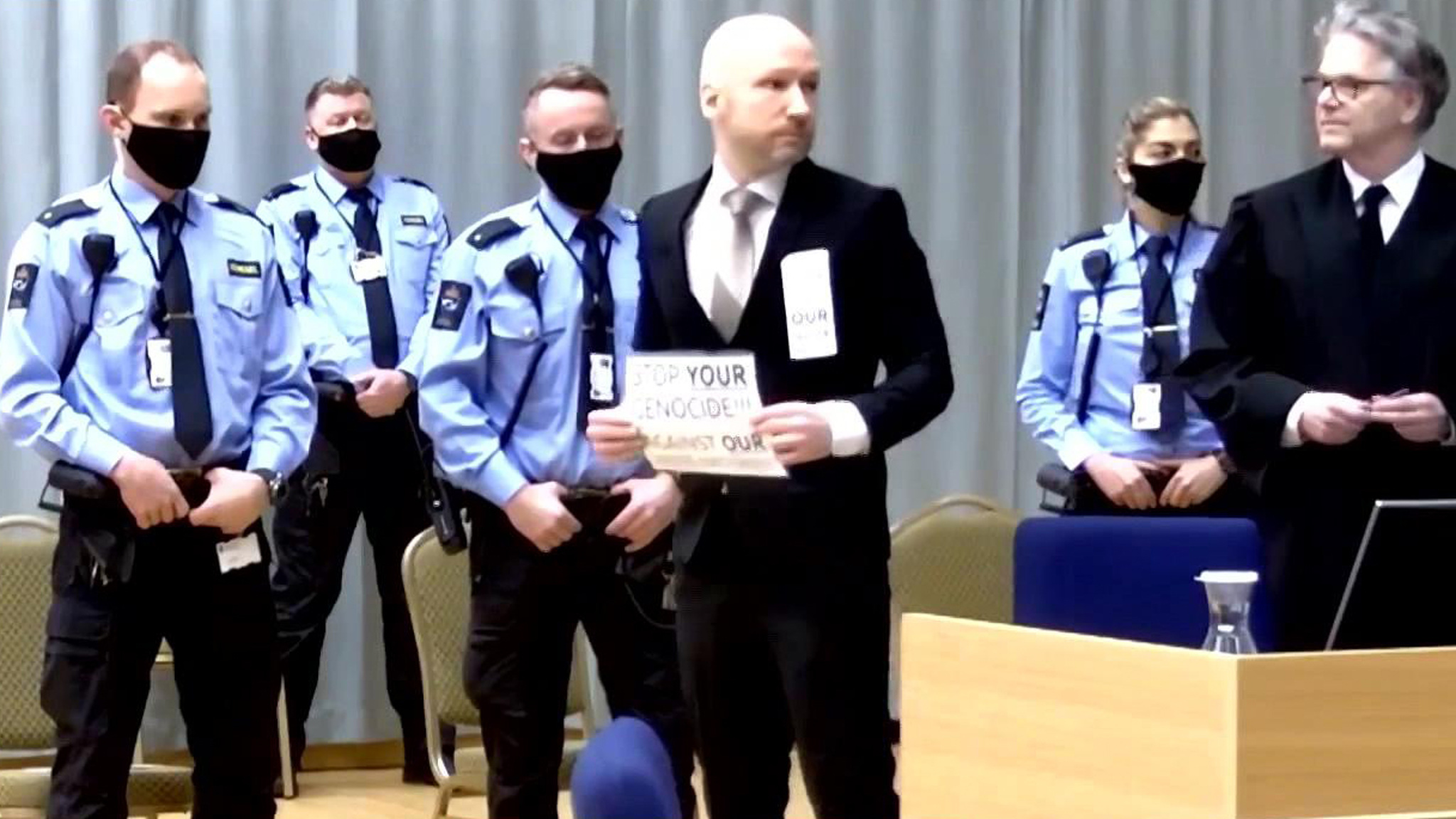 Убийца захотел на свободу